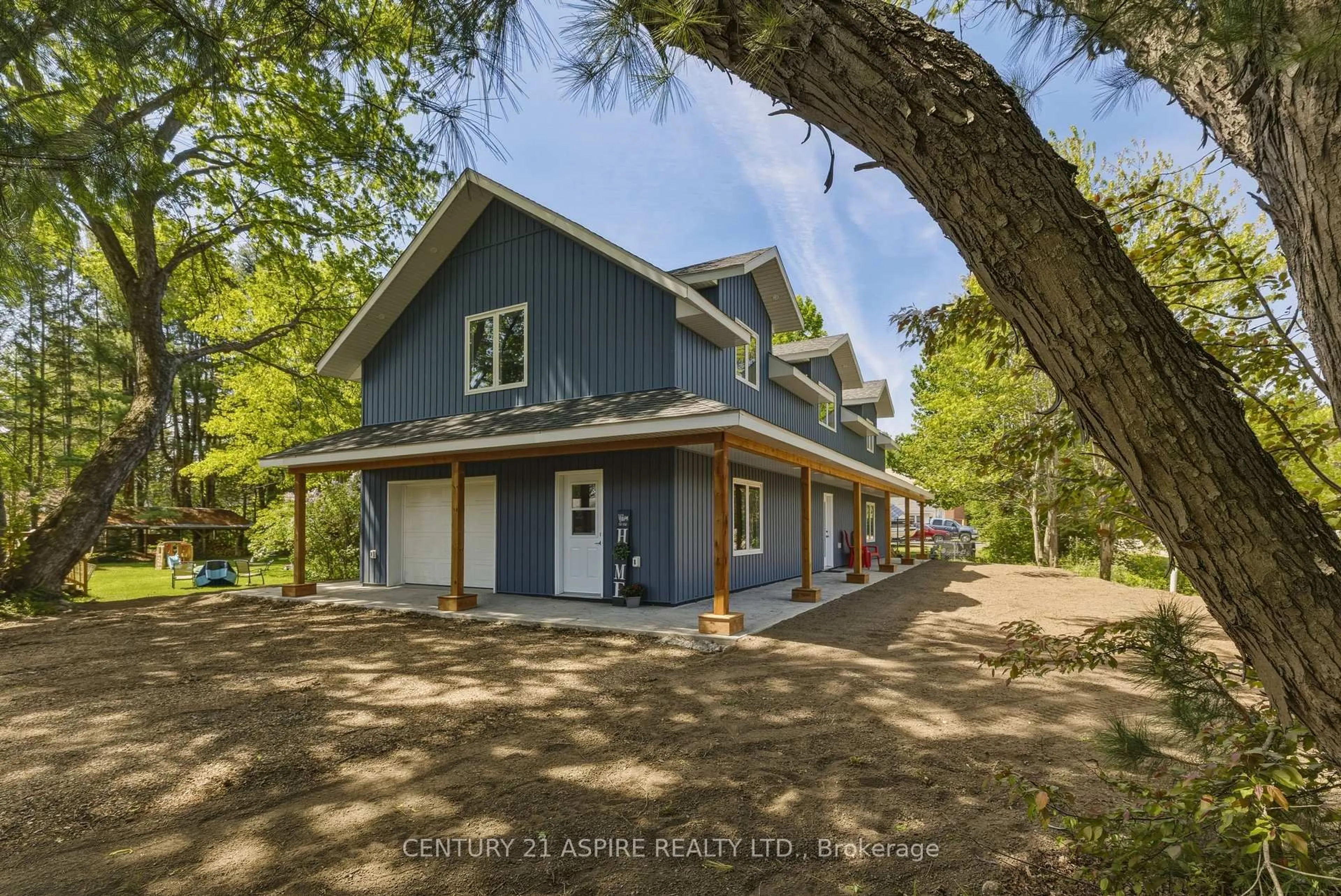 A pic from outside/outdoor area/front of a property/back of a property/a pic from drone, unknown for 32 Wilson St, Chalk River Ontario K0J 1J0