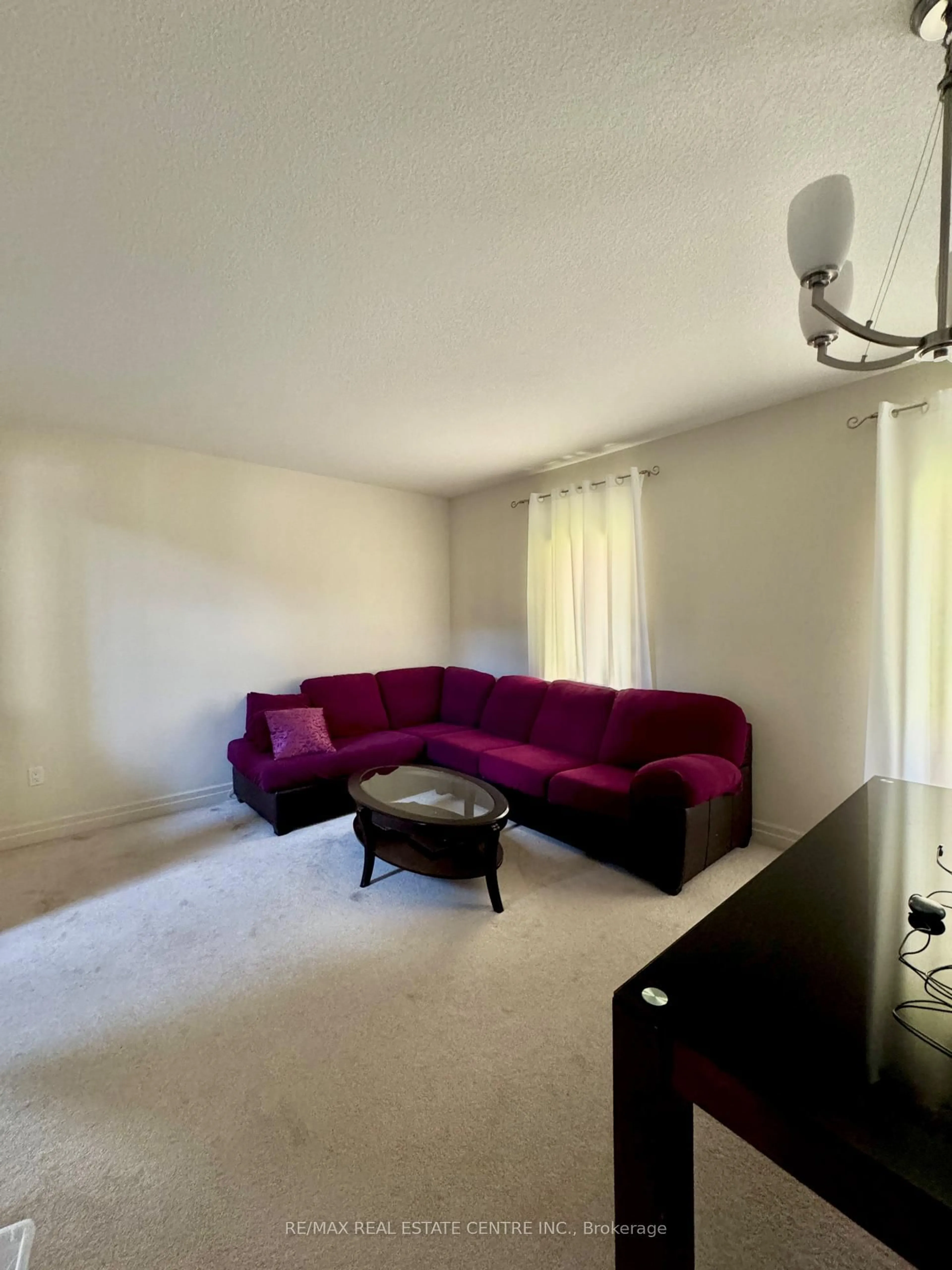 A pic of a room for 32 Hodgson Dr, Guelph Ontario N1L 0K2