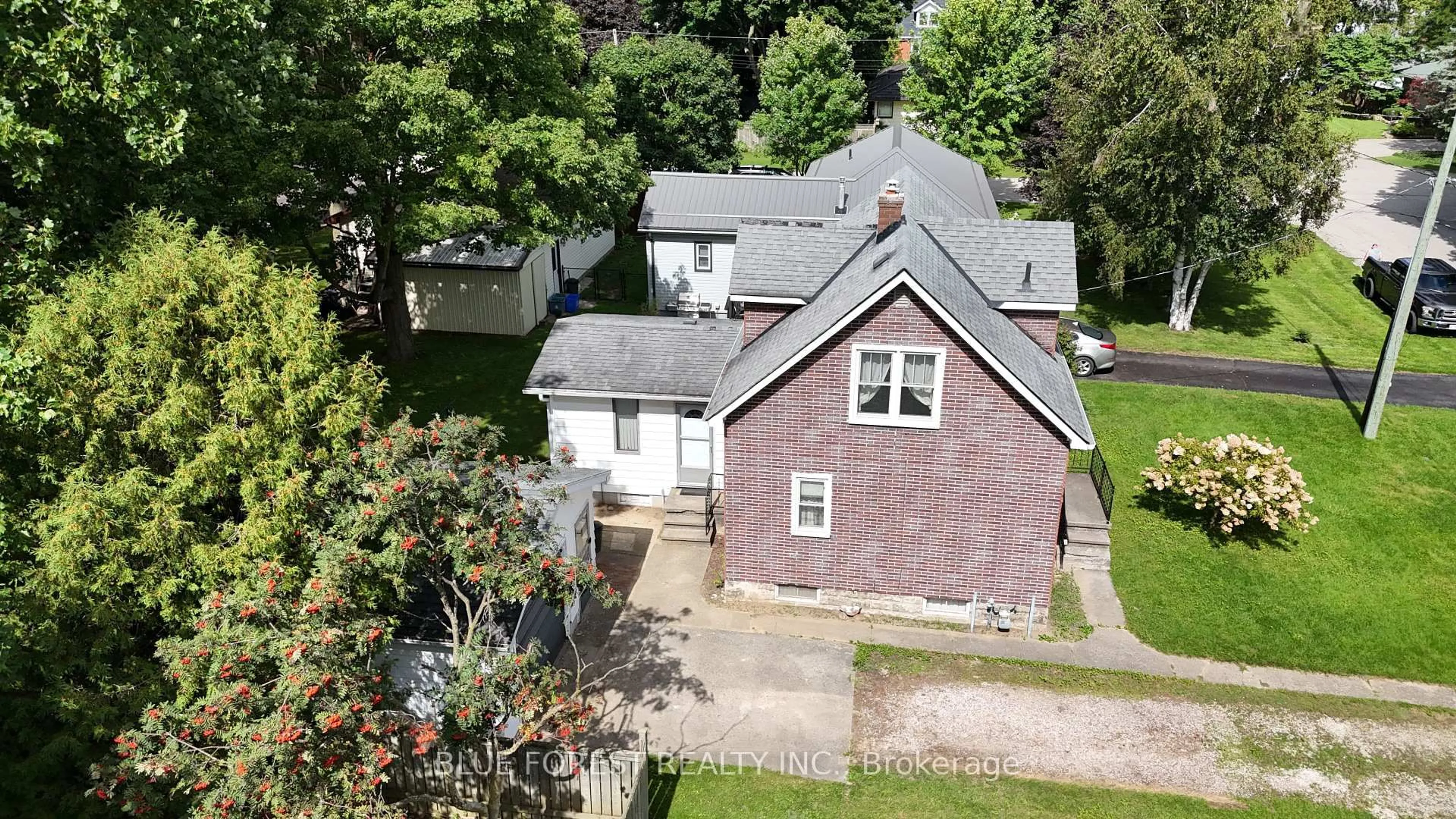 A pic from outside/outdoor area/front of a property/back of a property/a pic from drone, unknown for 228 Flora St, West Elgin Ontario N0L 2C0