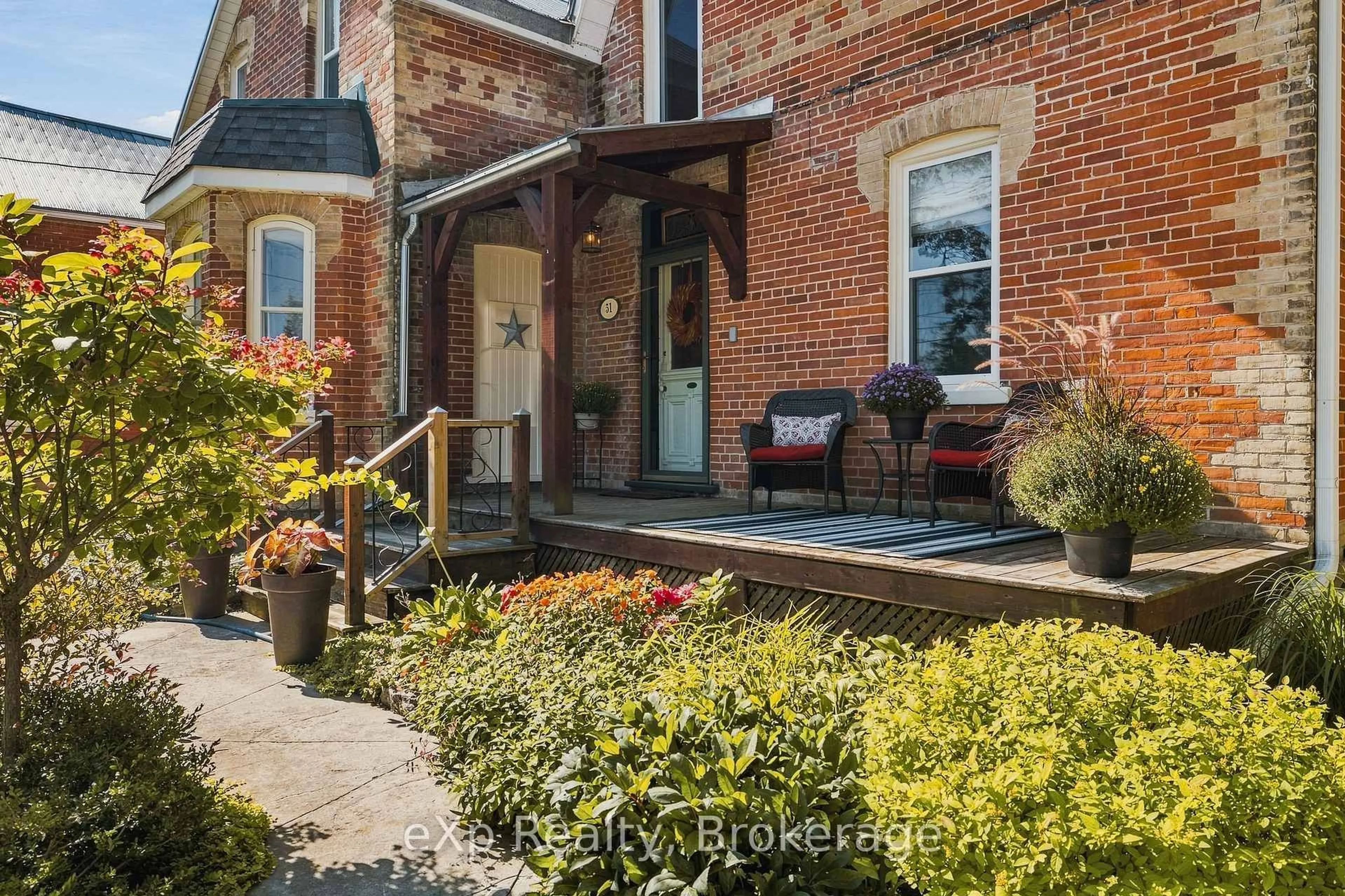 Unknown for 51 Osprey St, Southgate Ontario N0C 1B0