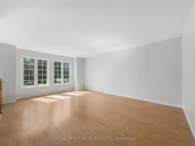 27 FARADAY Gdns, Belleville 5