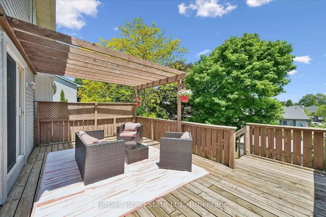 52 Stirling MacGregor Dr, Cambridge 4