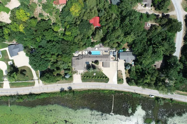 7196 Outer Dr, Lambton Shores 5