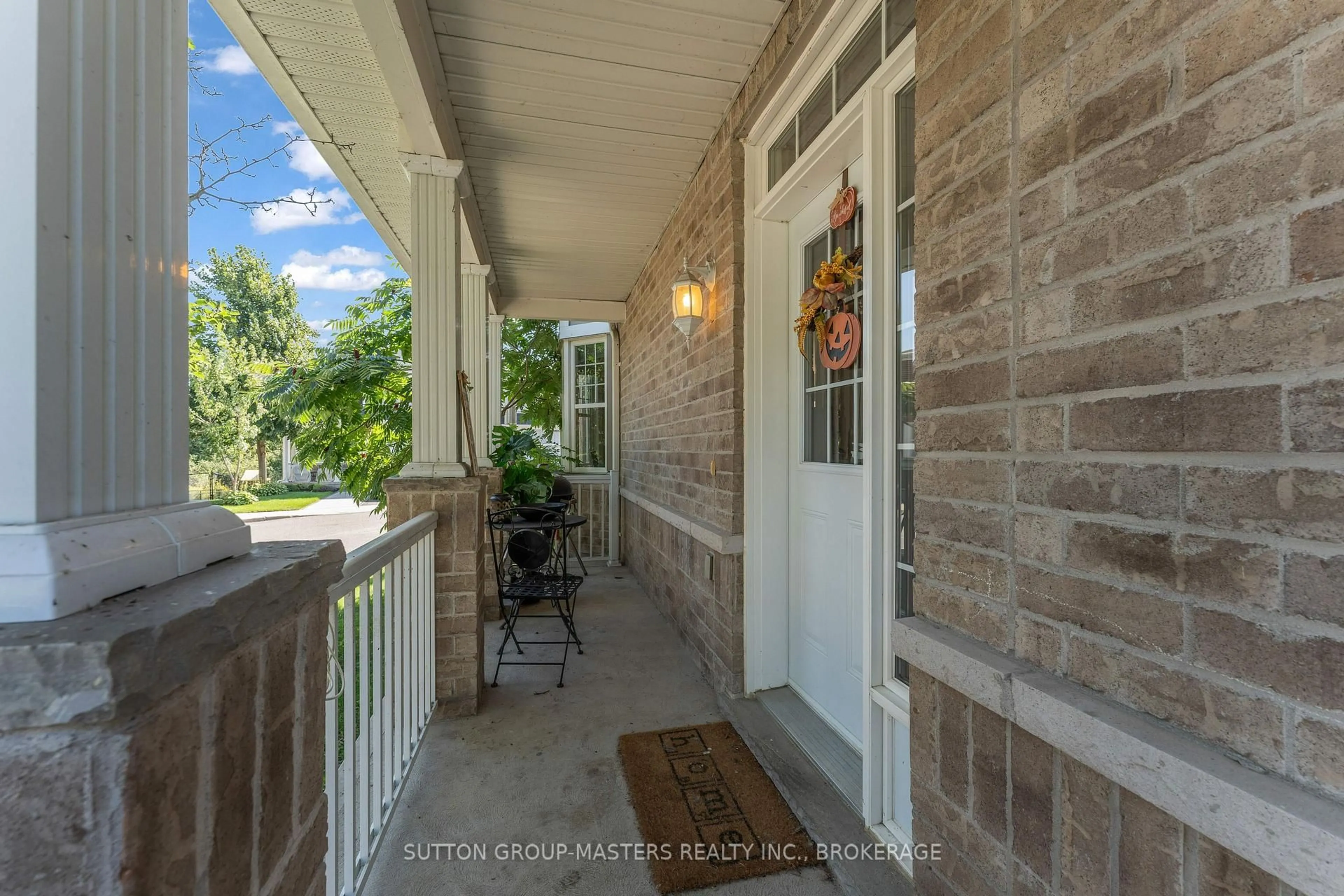 Indoor entryway for 901 Newmarket Lane, Kingston Ontario K7K 6K7