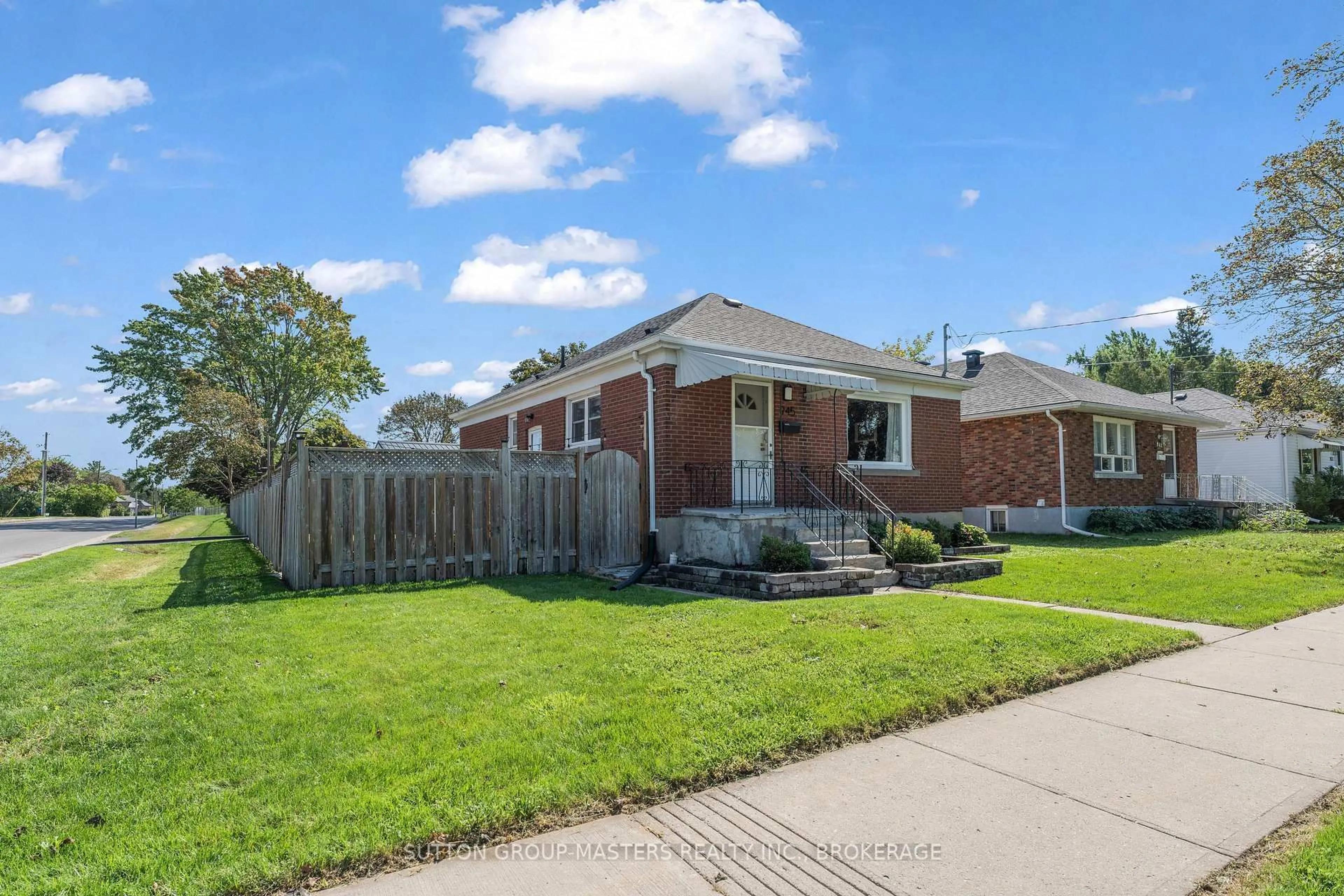 Home with brick exterior material, street for 945 Victoria St, Kingston Ontario K7K 4T9