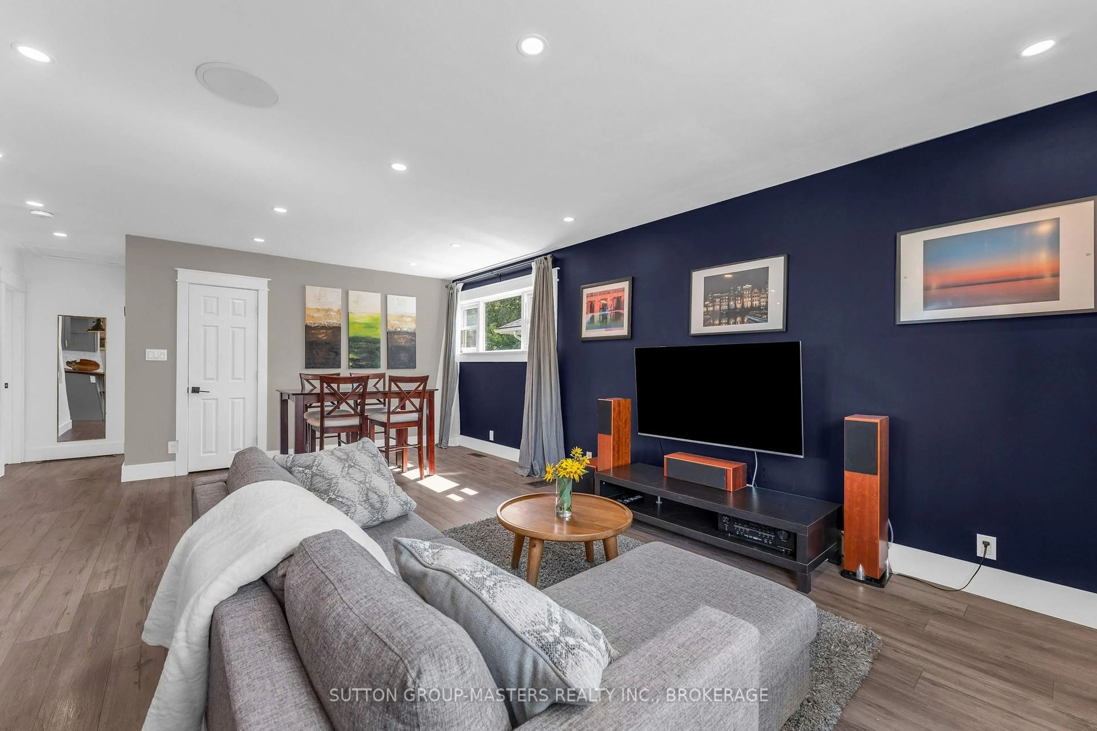 Living room with furniture, unknown for 945 Victoria St, Kingston Ontario K7K 4T9