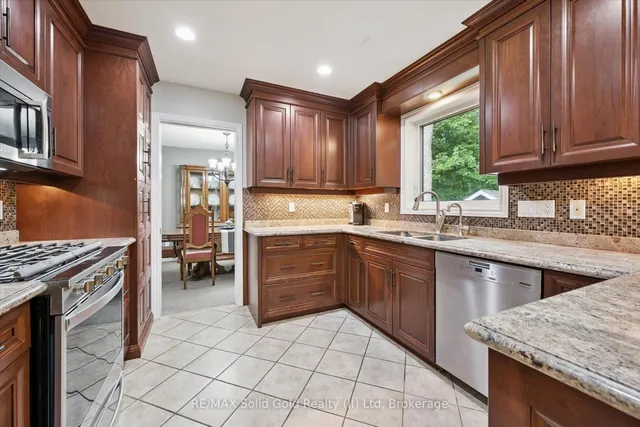 10 Merner Pl, Wilmot 5