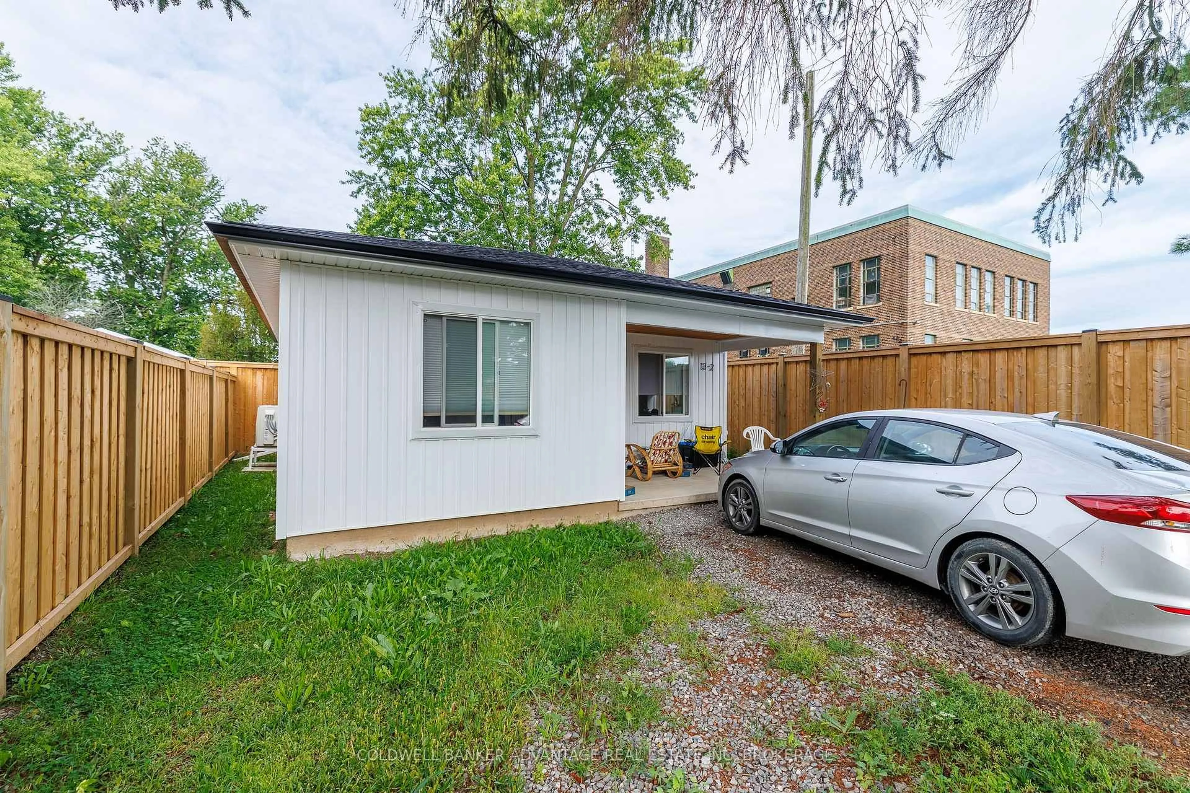 Unknown for 13/15 Duncan St, Welland Ontario L3B 2C5
