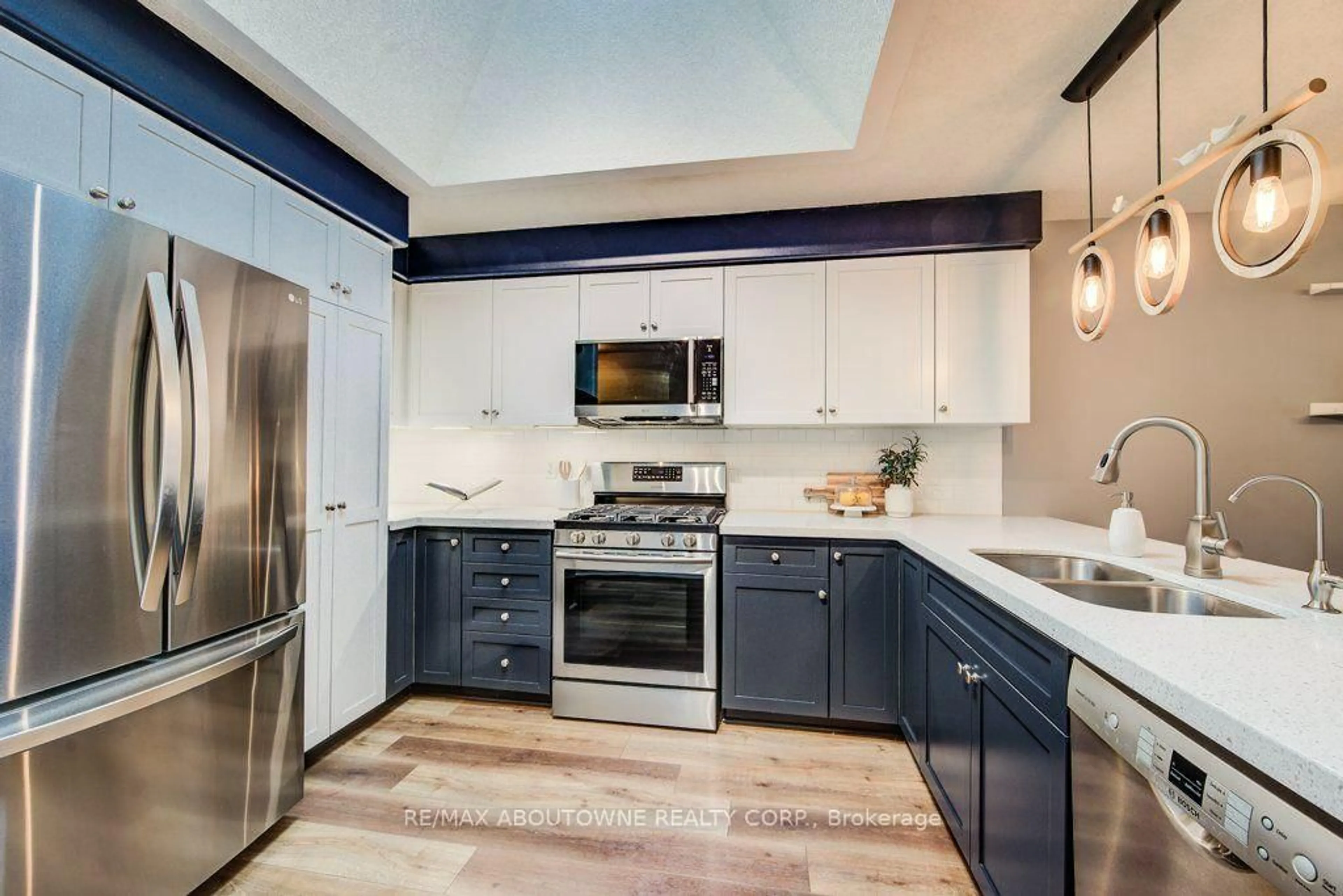 Contemporary kitchen, ceramic/tile floor for 12 BROCK St, Guelph Ontario N1L 0E3