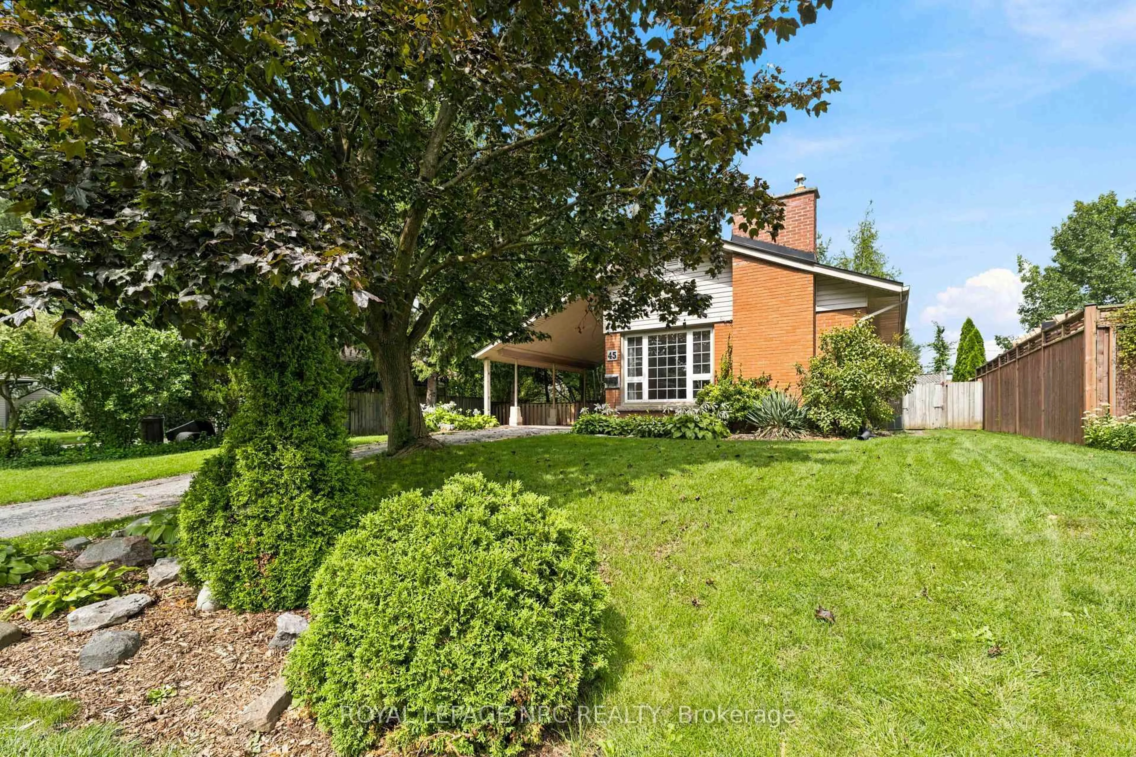 Unknown for 45 Woodcroft Cres, Welland Ontario L3C 2H6
