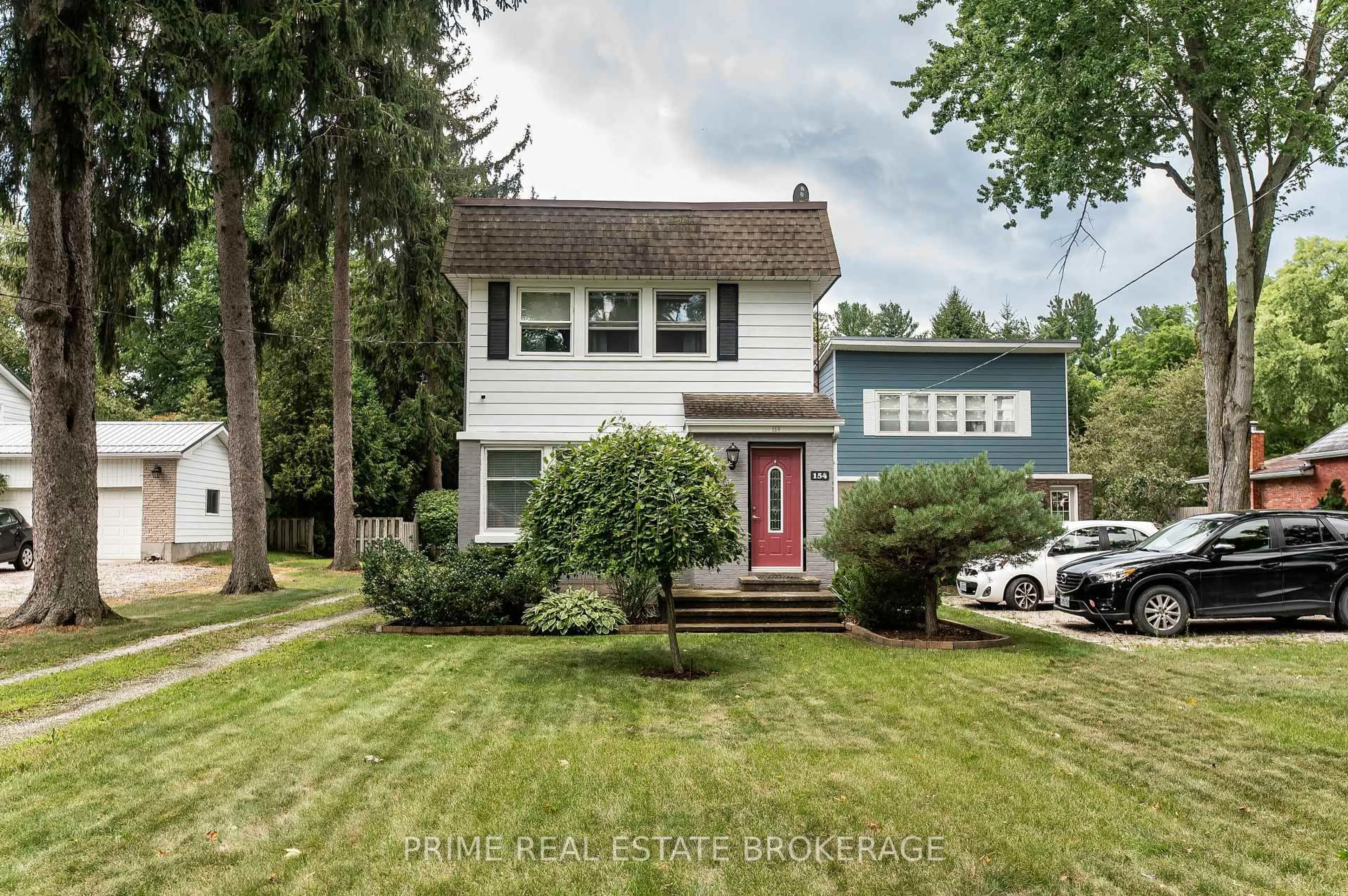 Home with vinyl exterior material, street for 154 Graham St, West Elgin Ontario N0L 2P0