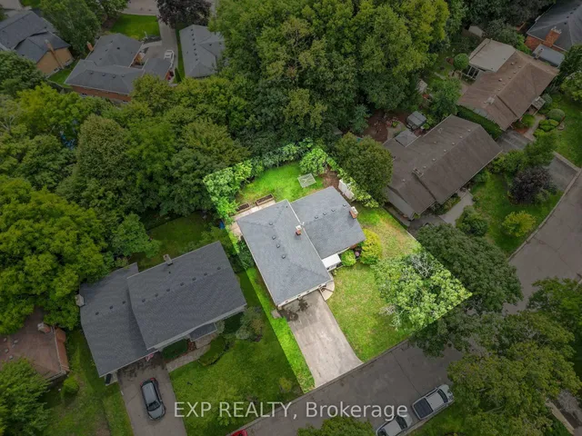 47 Glenburnie Cres, London North 2