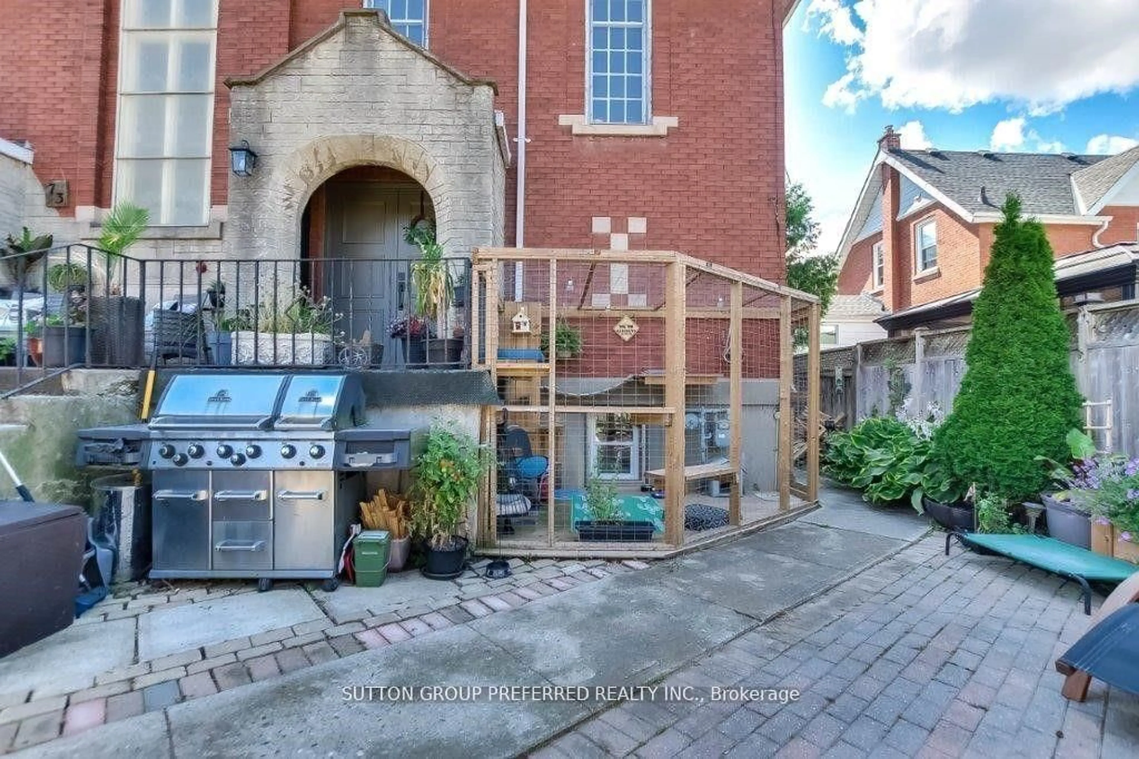 Unknown for 73 Fifth Ave, St. Thomas Ontario N5R 4C9