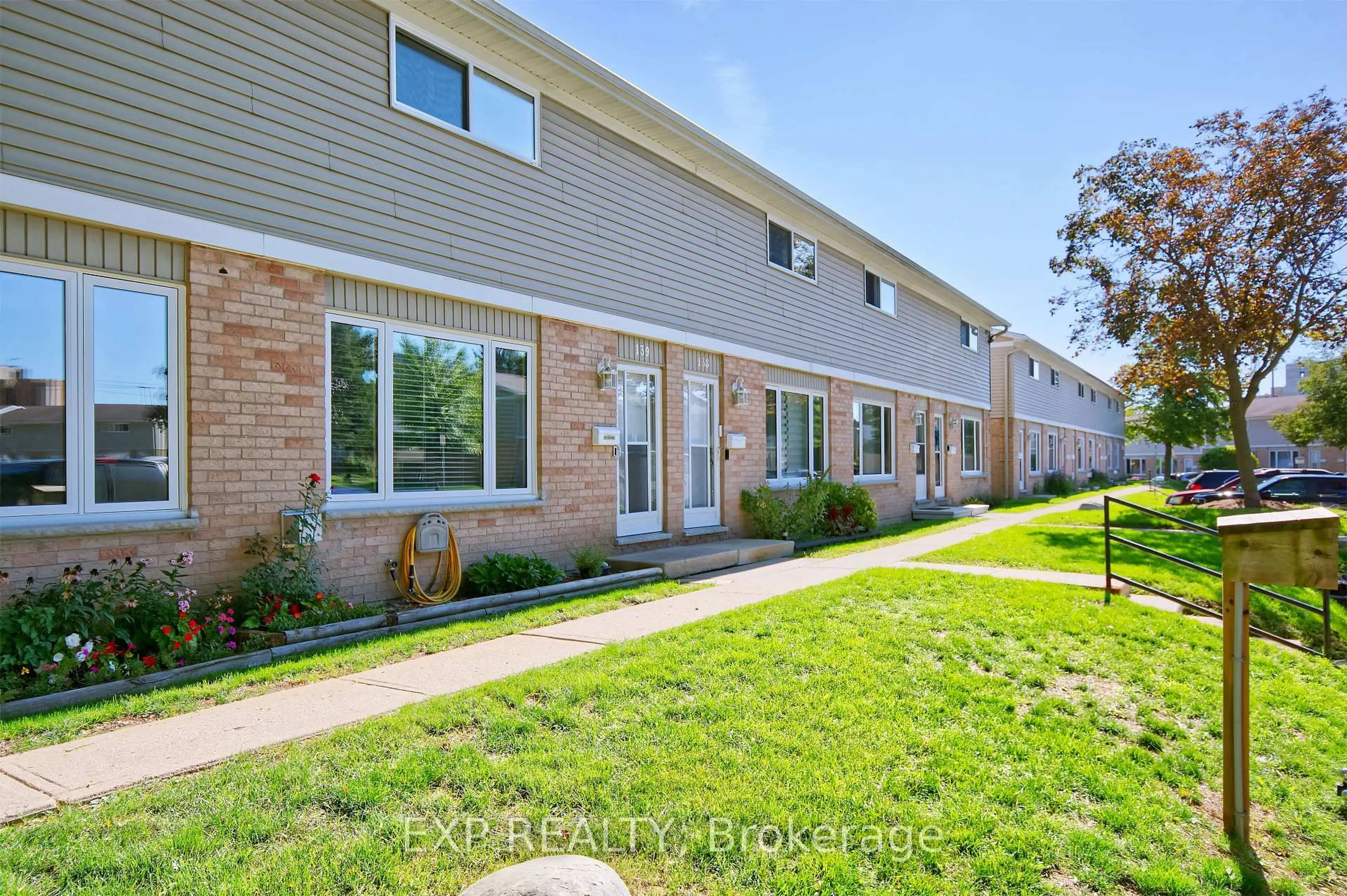 Unknown for 320 Westminster Ave #139, London South Ontario N6C 5H5