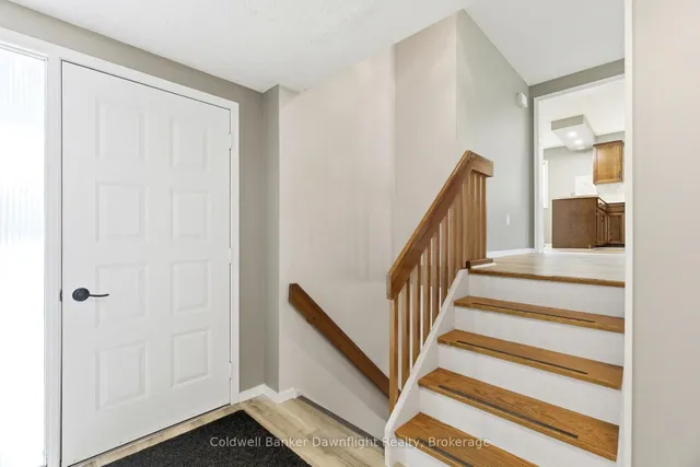 516 Maitland Crt, North Huron 5