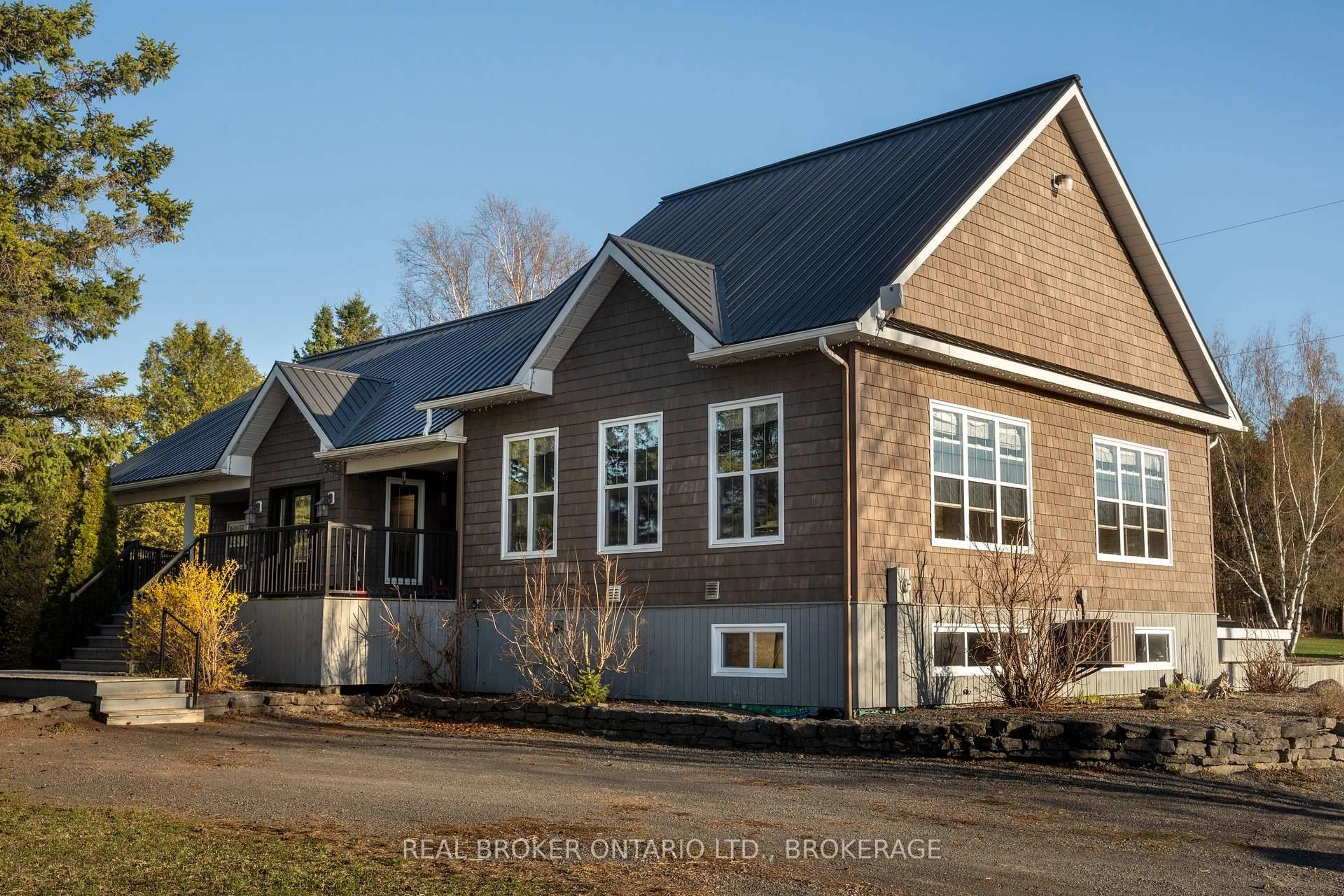 Home with brick exterior material, building for 1850 Ridge Rd, Champlain Ontario K0B 1R0