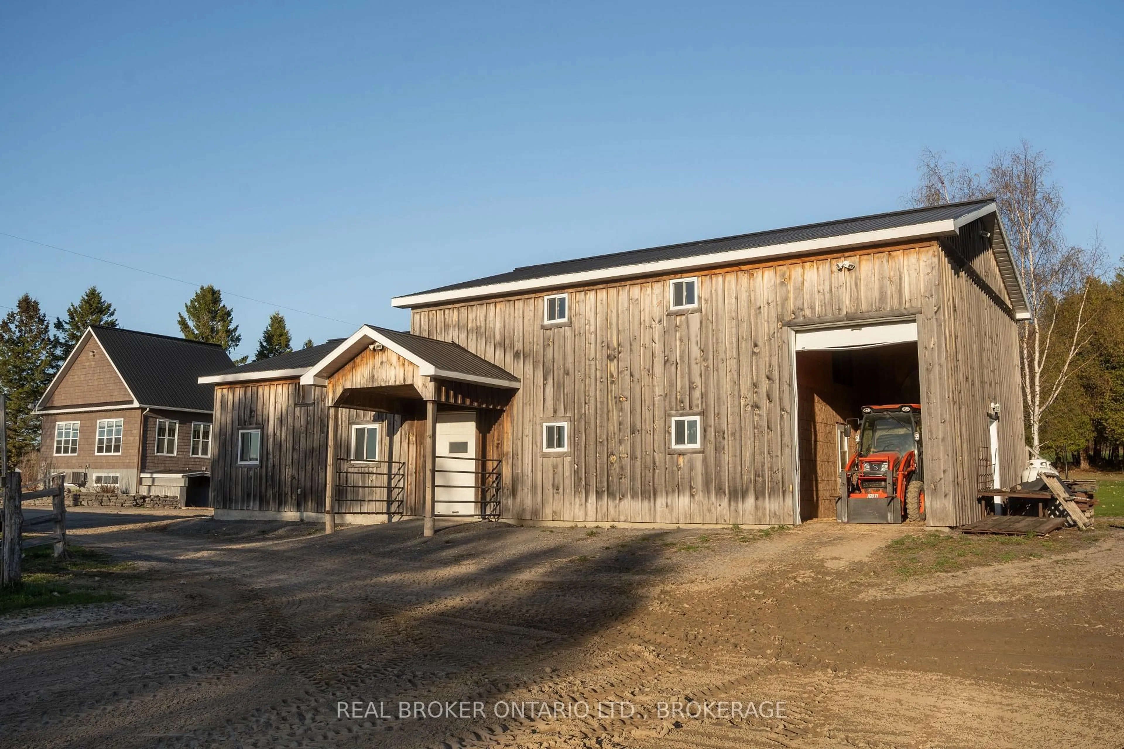 Unknown for 1850 Ridge Rd, Champlain Ontario K0B 1R0