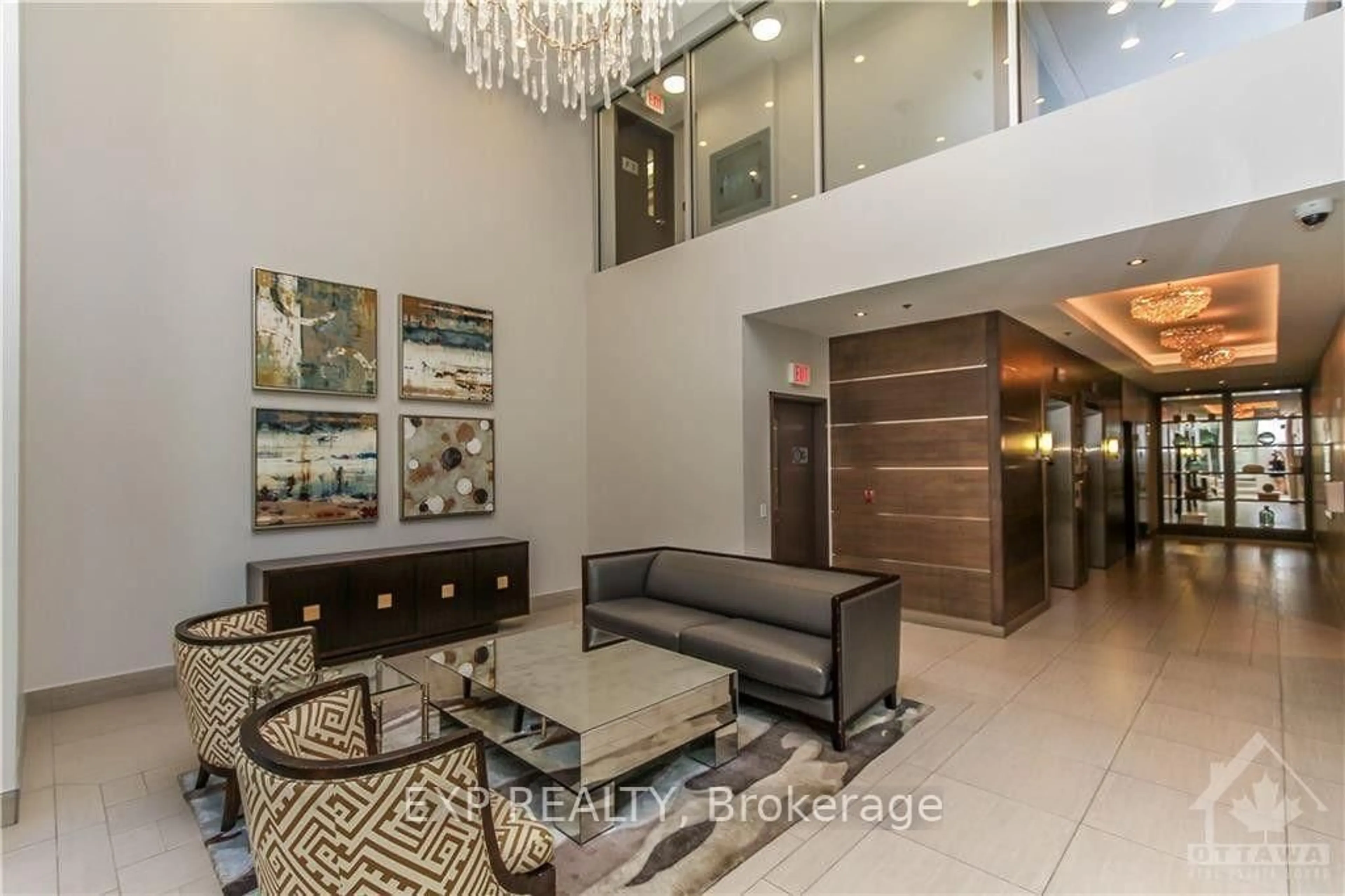 Indoor foyer for 88 Richmond Rd #Unit 314, Ottawa Ontario K1Z 0B1