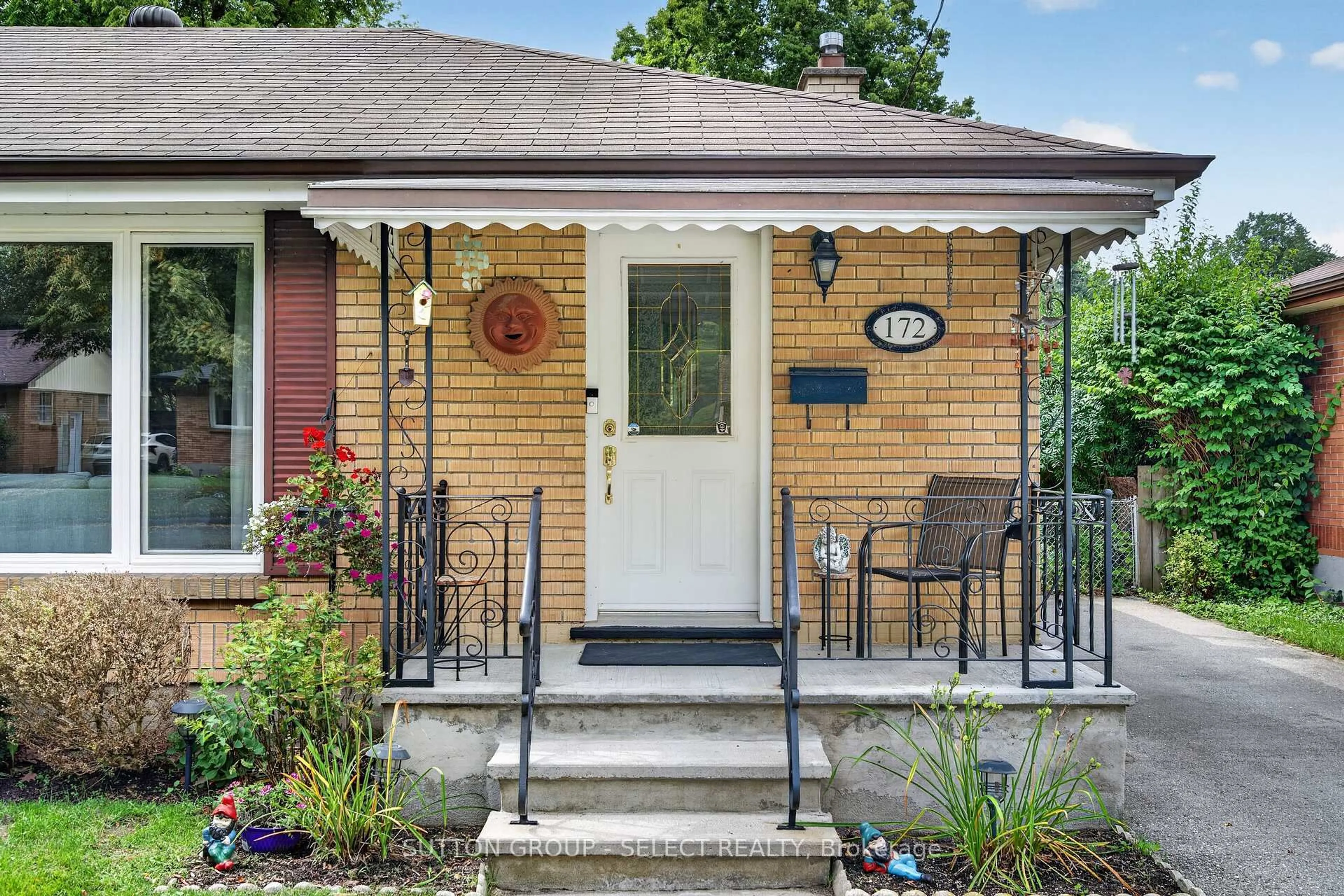 Home with brick exterior material, street for 172 Fairhaven Circ, London East Ontario N5W 1E2