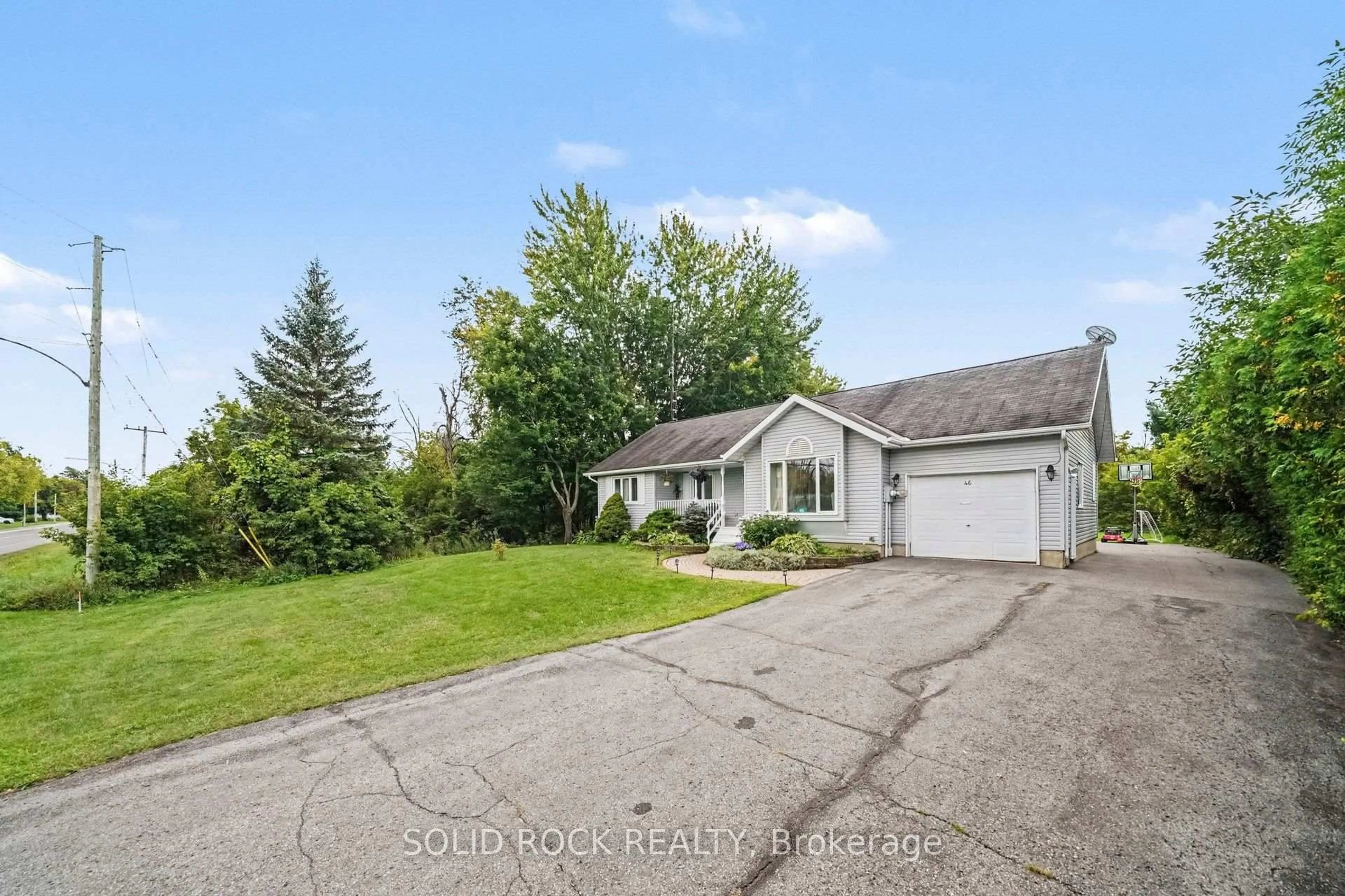 A pic from outside/outdoor area/front of a property/back of a property/a pic from drone, street for 46 Cockburn St, North Stormont Ontario K0C 1G0