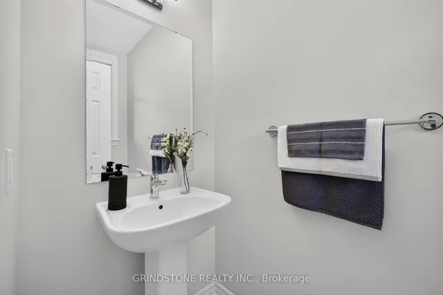203 Trollius Way, Ottawa 5
