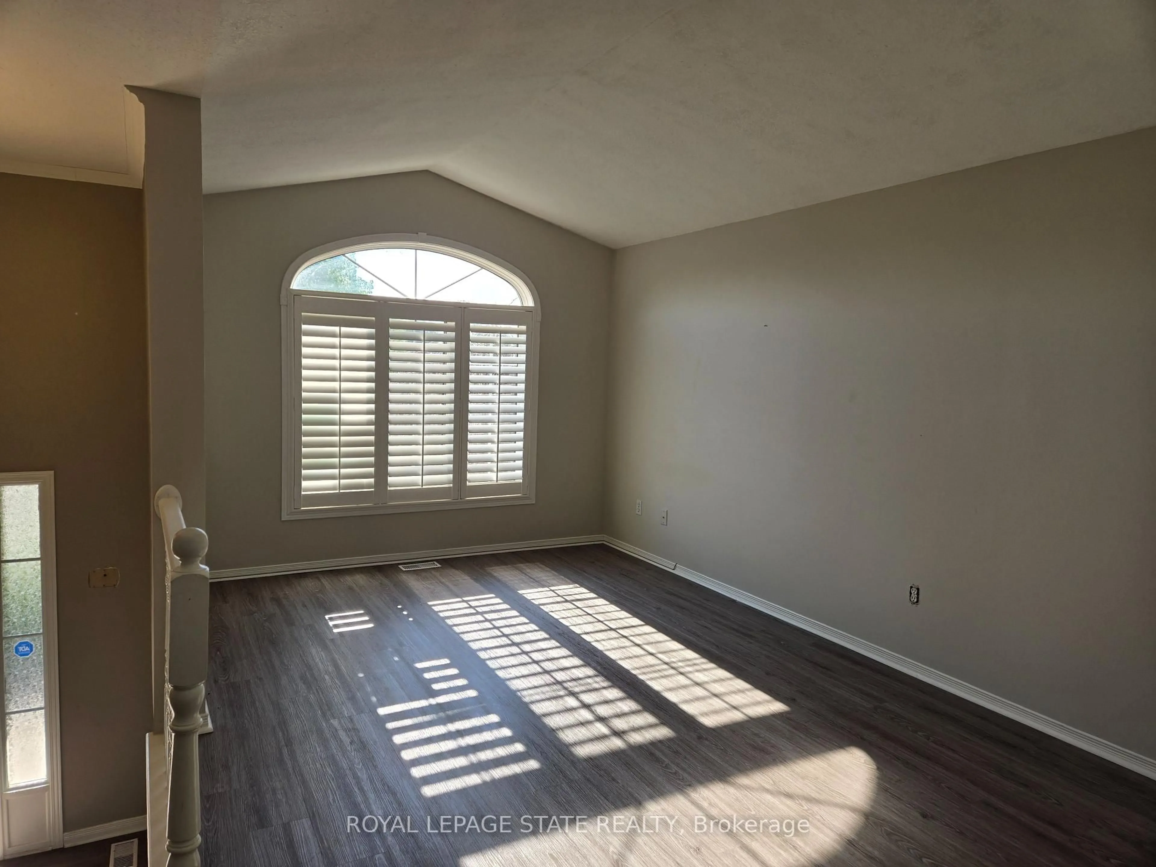 A pic of a room for 73 Foxtail Ave, Welland Ontario L3C 7J6
