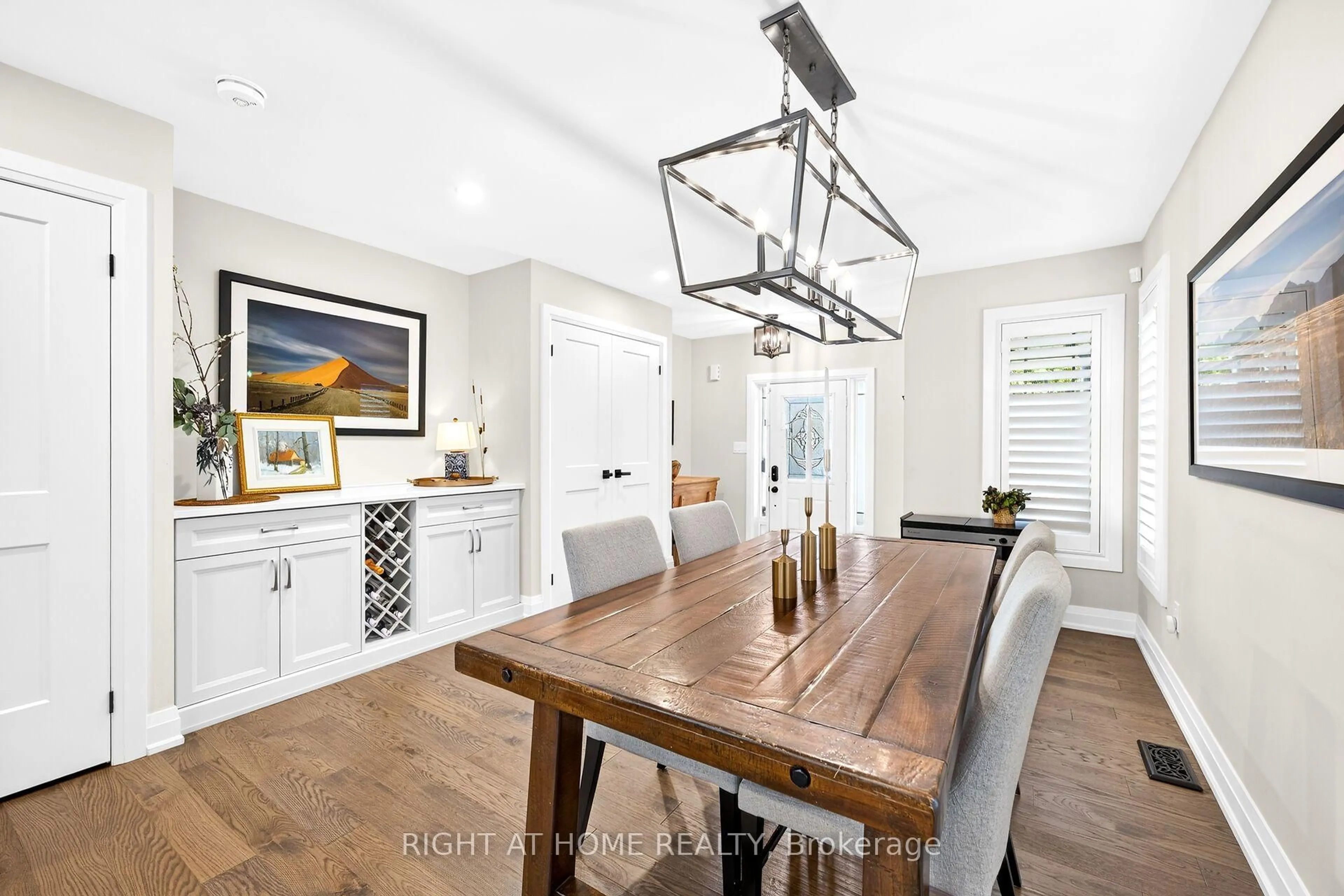 Open concept kitchen, unknown for 12 Fiddlehead Cres, Hamilton Ontario L8B 0X8