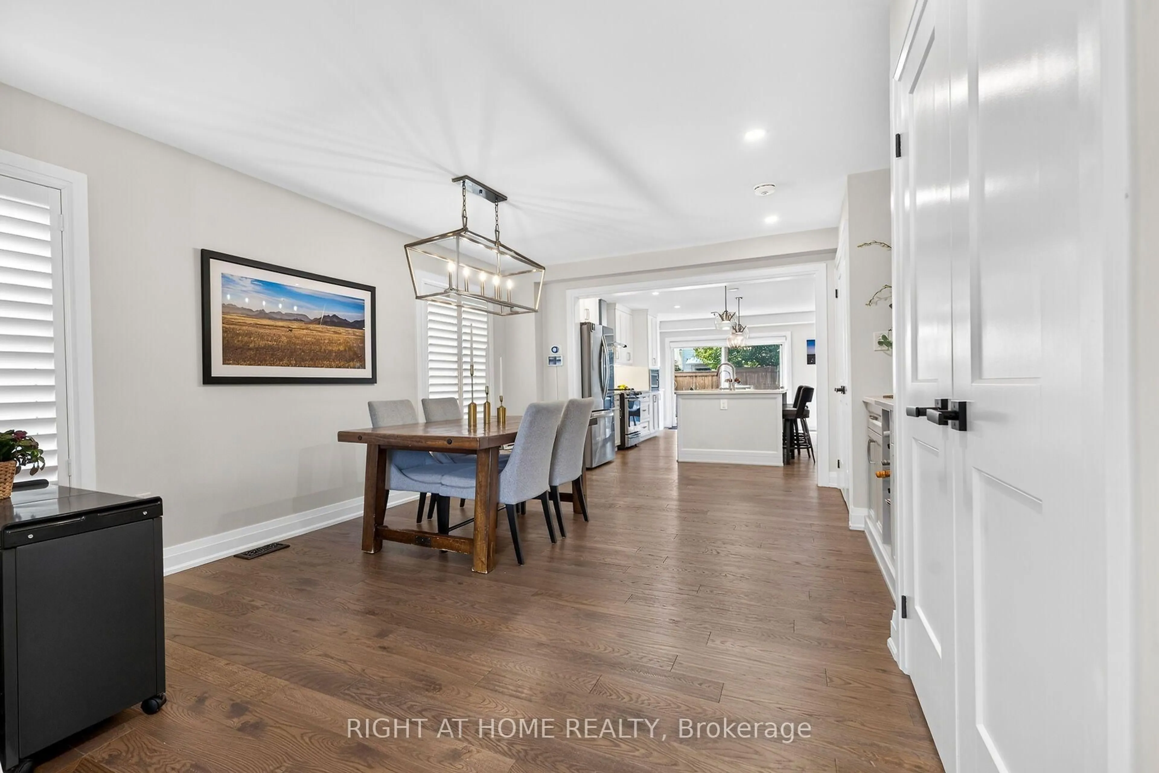 Dining room, unknown for 12 Fiddlehead Cres, Hamilton Ontario L8B 0X8