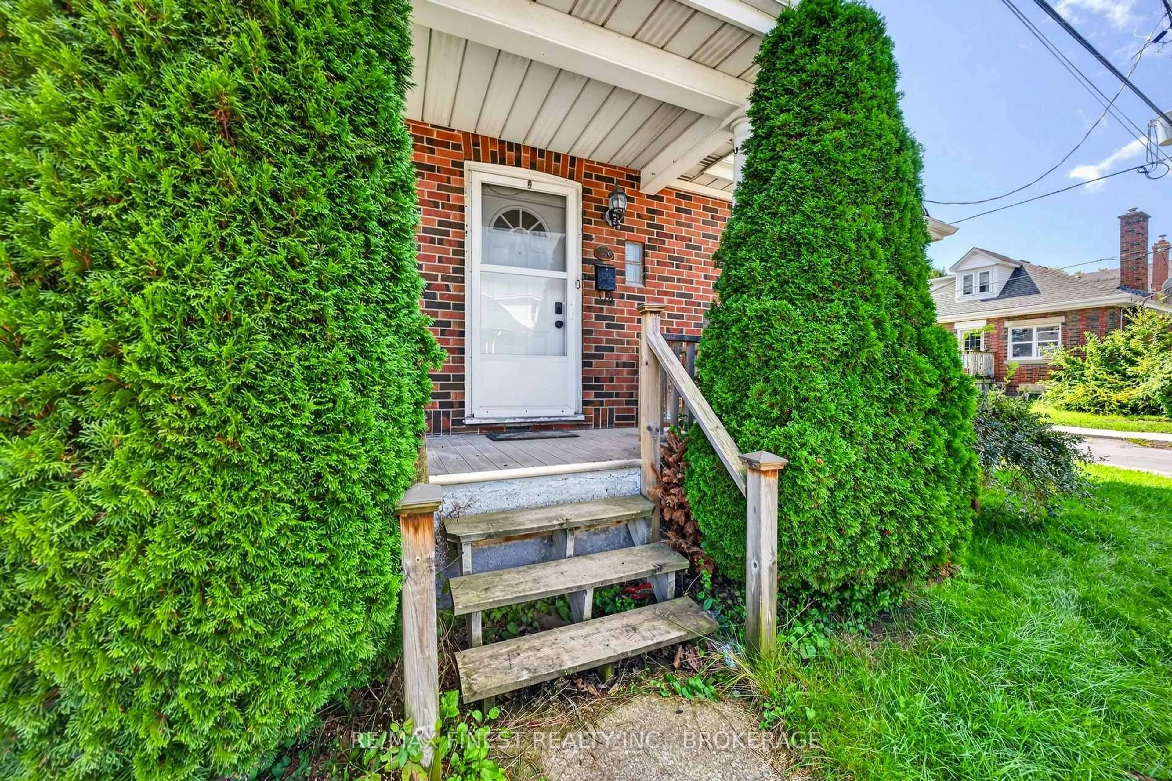 Unknown for 258 RAGLAN Rd, Kingston Ontario K7K 1L8