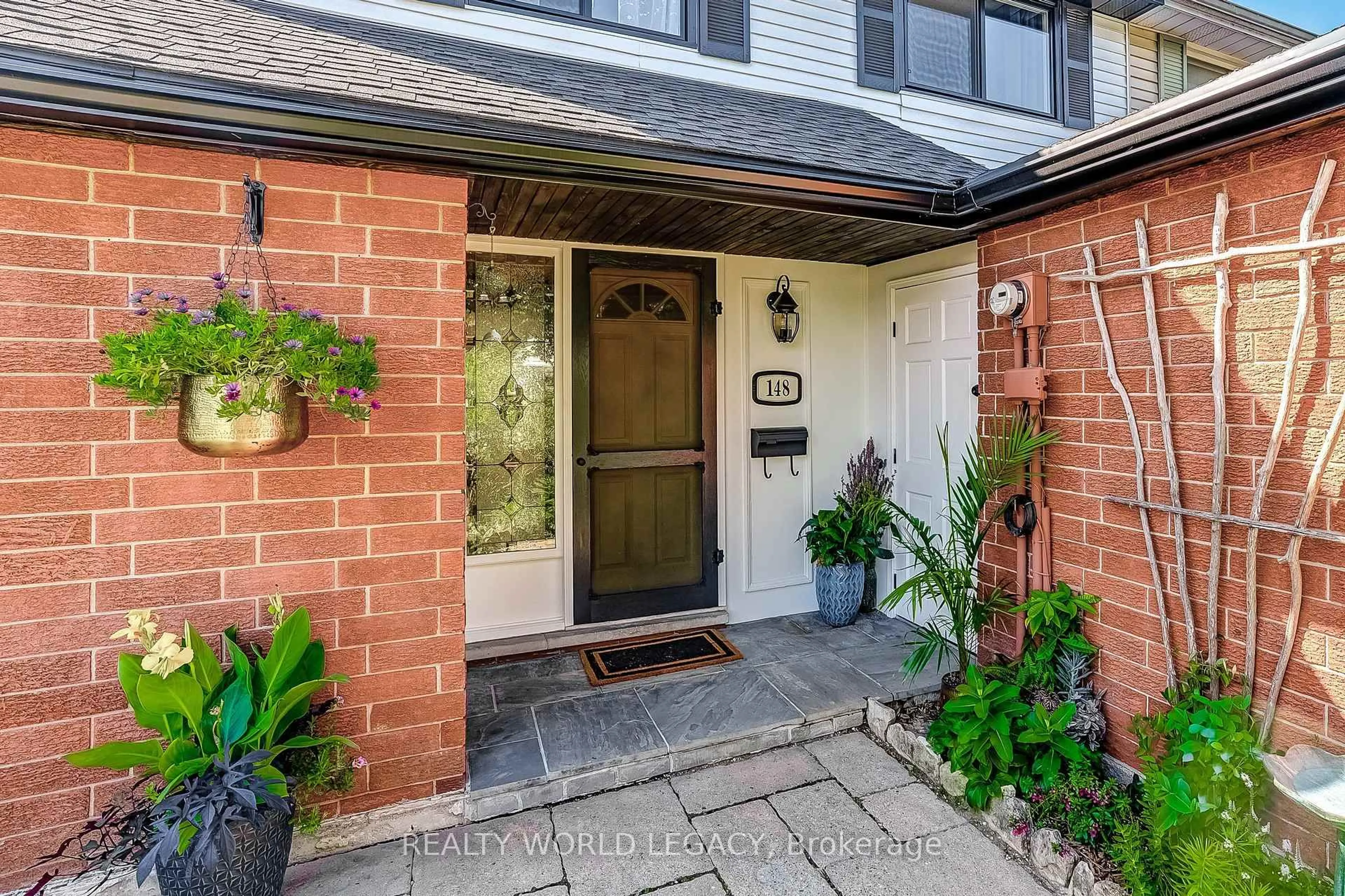Unknown for 148 St Andrews Dr, Hamilton Ontario L8K 6C3