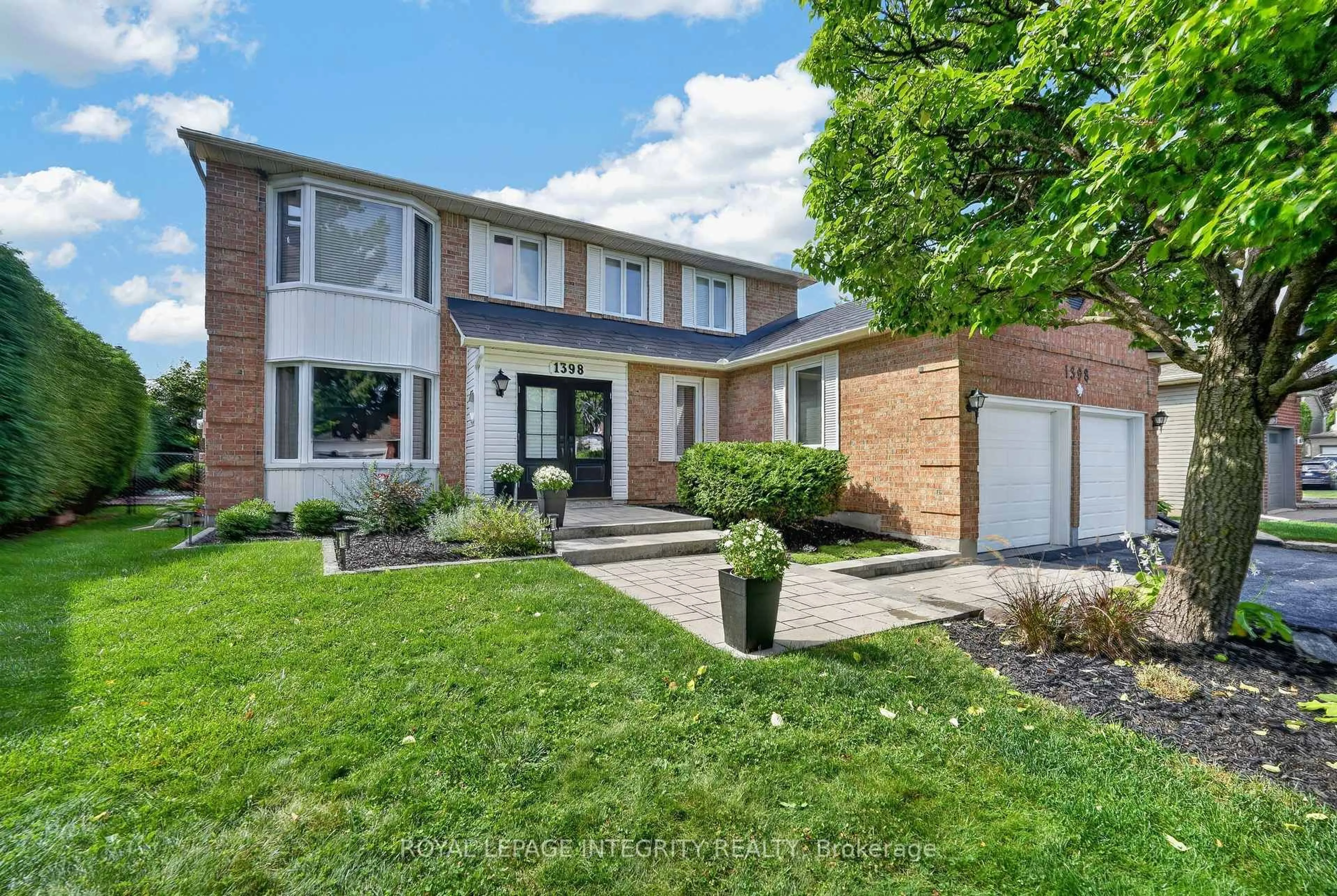 Home with brick exterior material, street for 1398 Hayes St, Orleans Ontario K1E 3M3