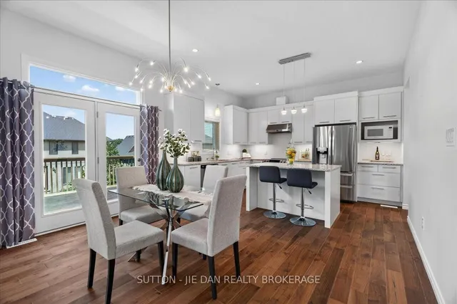 2361 TORREY PINES Way, London North 3