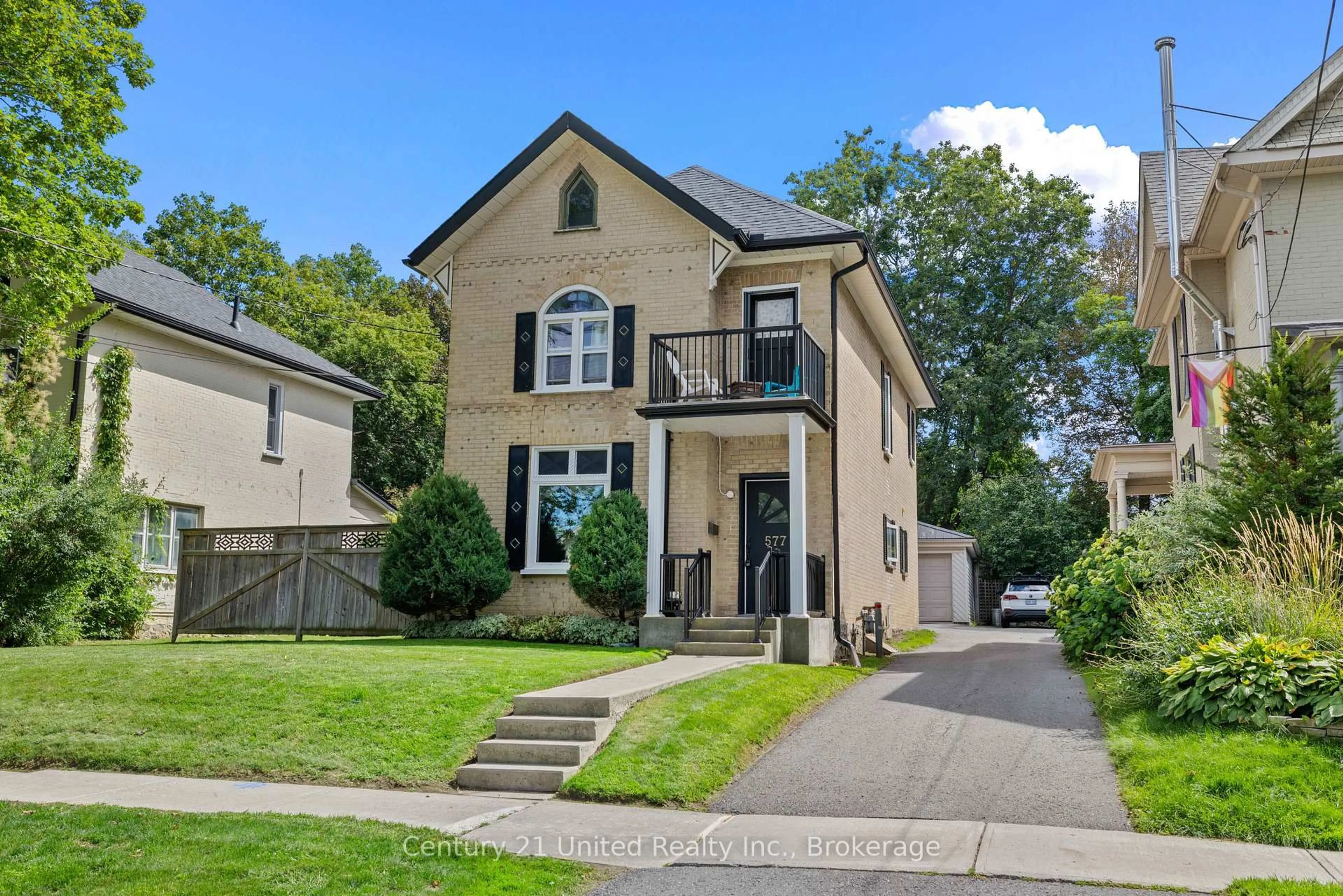 Home with brick exterior material, street for 577 Homewood Ave, Peterborough Ontario K9J 4V9