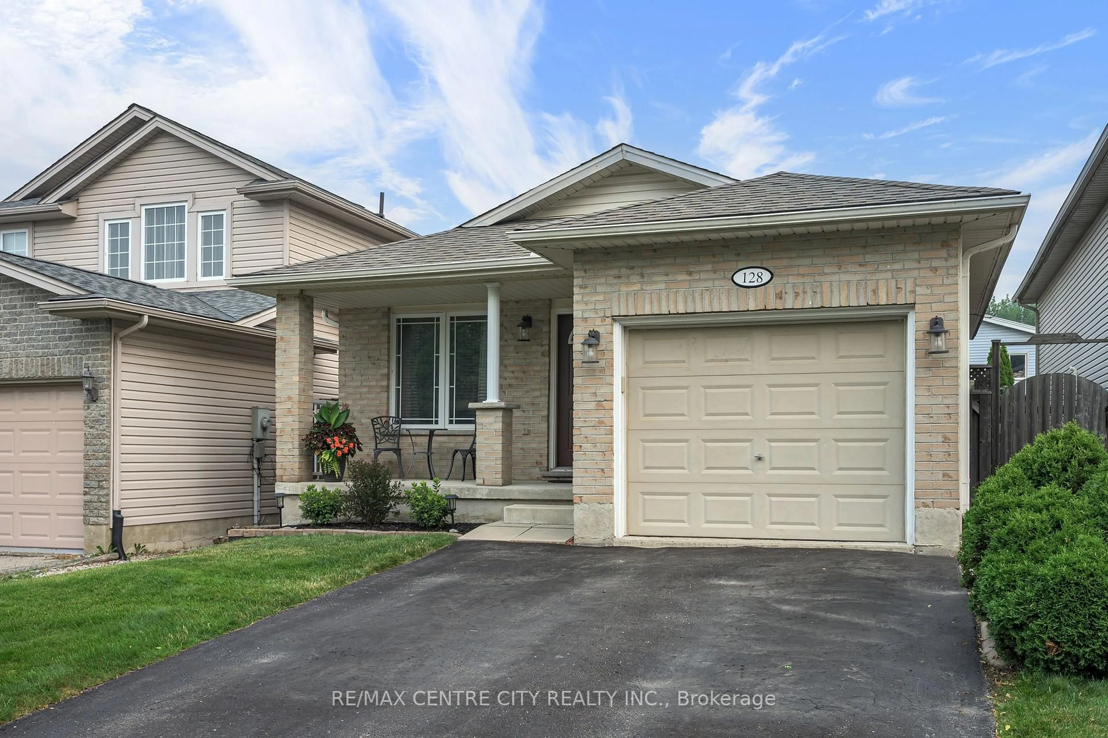 Unknown for 128 Crimson Cres, London East Ontario N5W 6E9