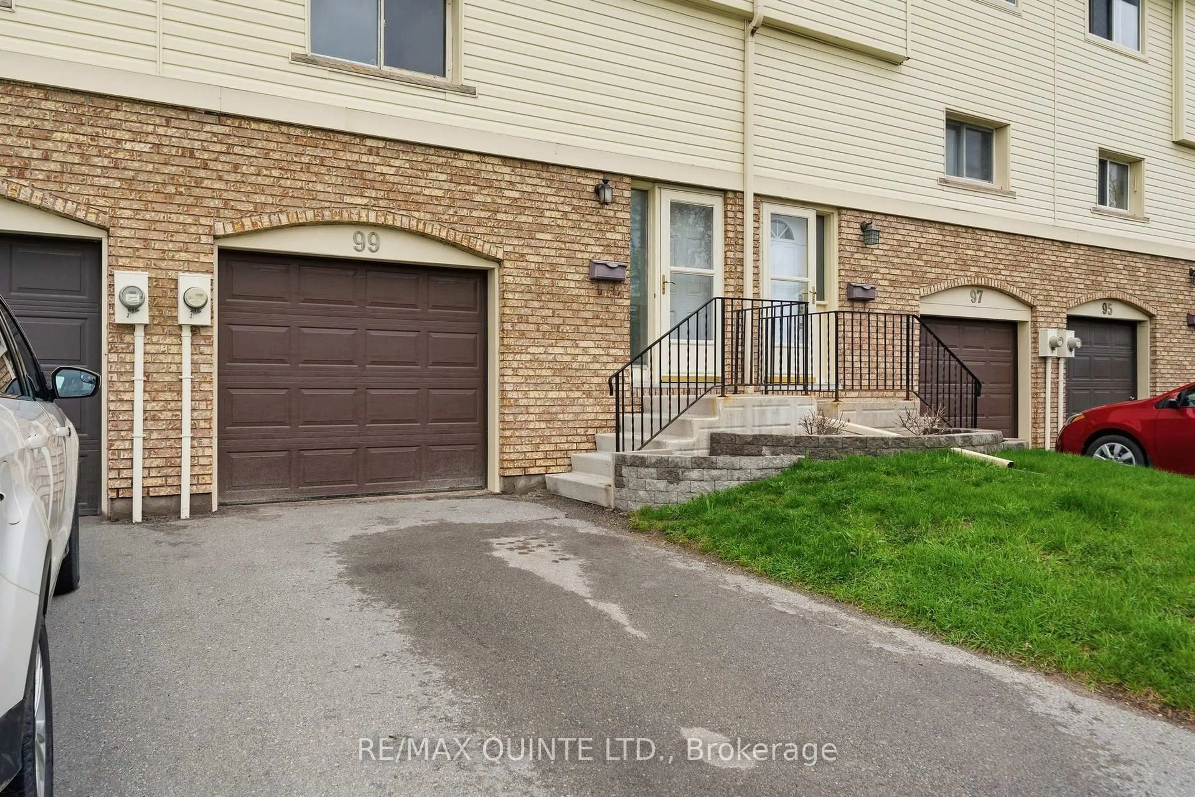 Unknown for 99 Dunnett Blvd #2, Belleville Ontario K8P 4M7