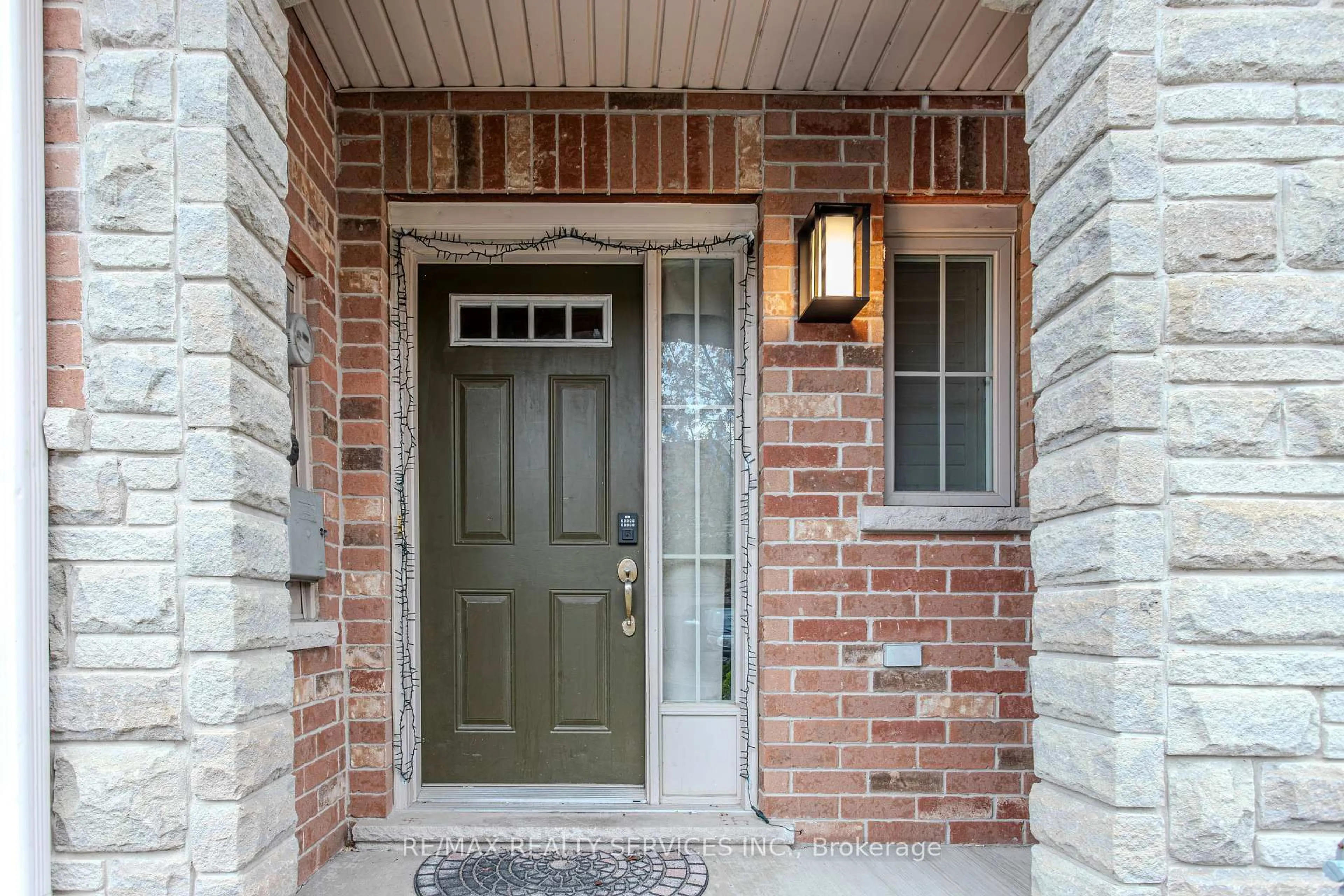 Home with brick exterior material, street for 49 Marina Point Cres, Hamilton Ontario L8E 0E4