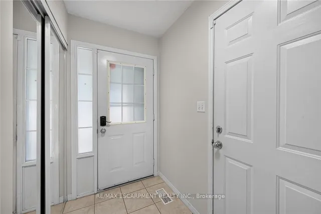 485 Green Rd #30, Hamilton 4