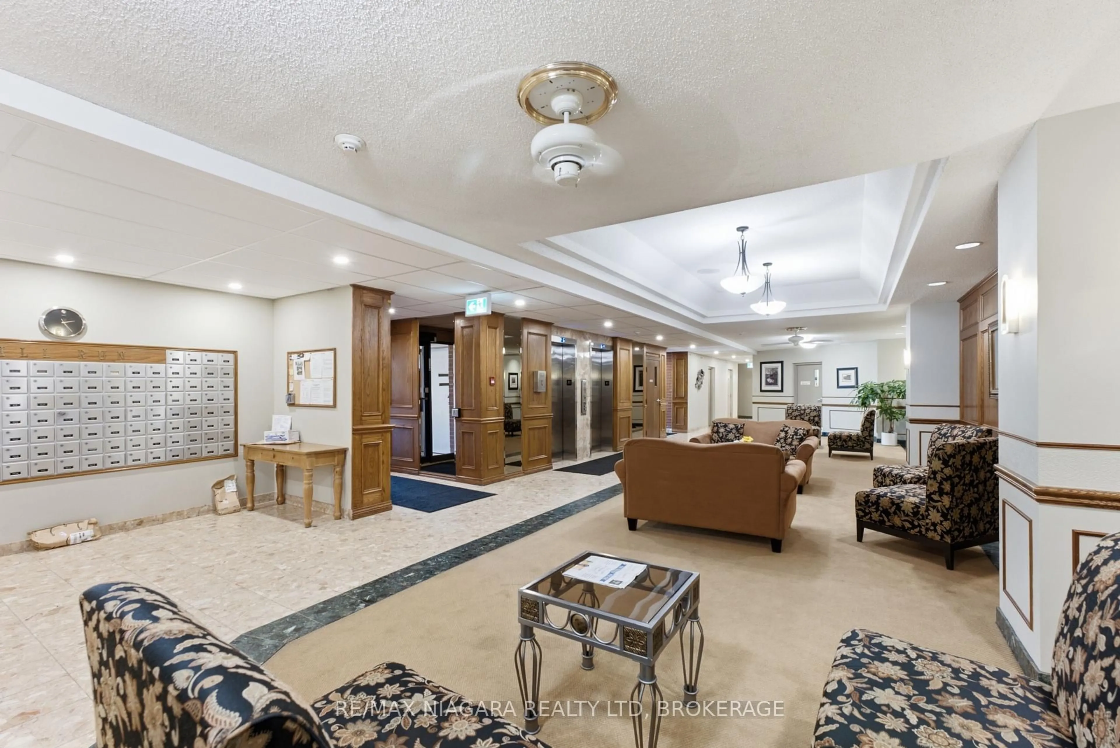 Lobby for 7 Gale Cres #411, St. Catharines Ontario L2R 7M8