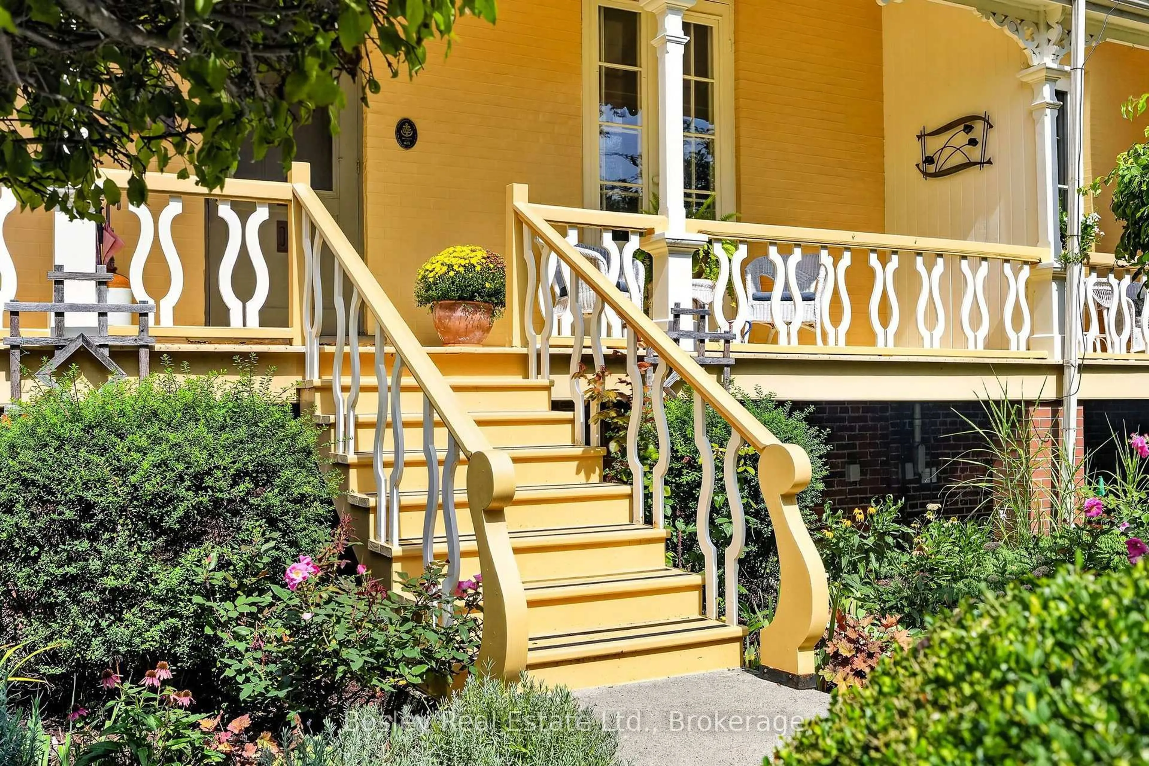Stairs for 6 Baldwin St, Port Hope Ontario L1A 1S1