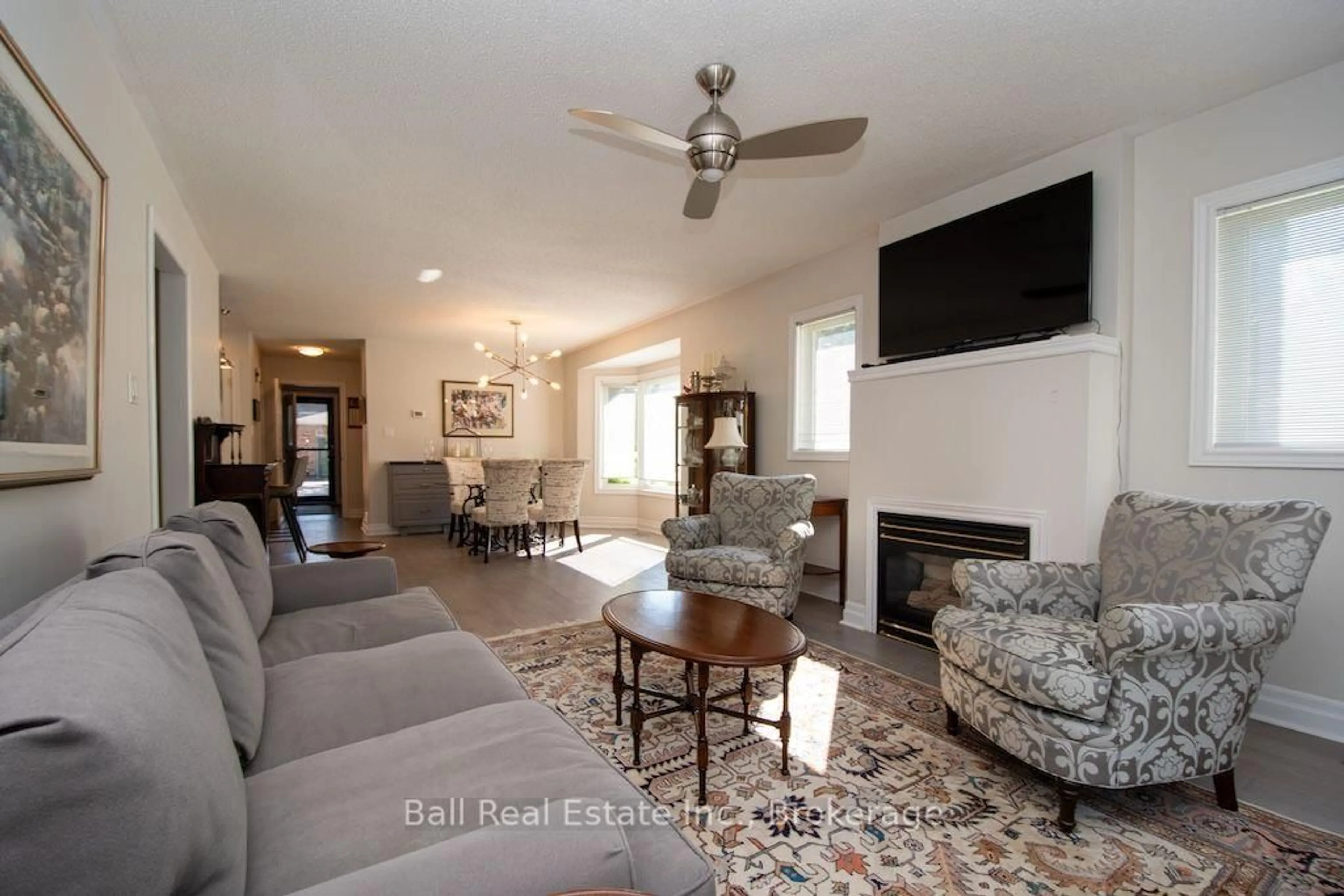 Living room with furniture, unknown for 25 Charles Crt, Selwyn Ontario K0L 2H0