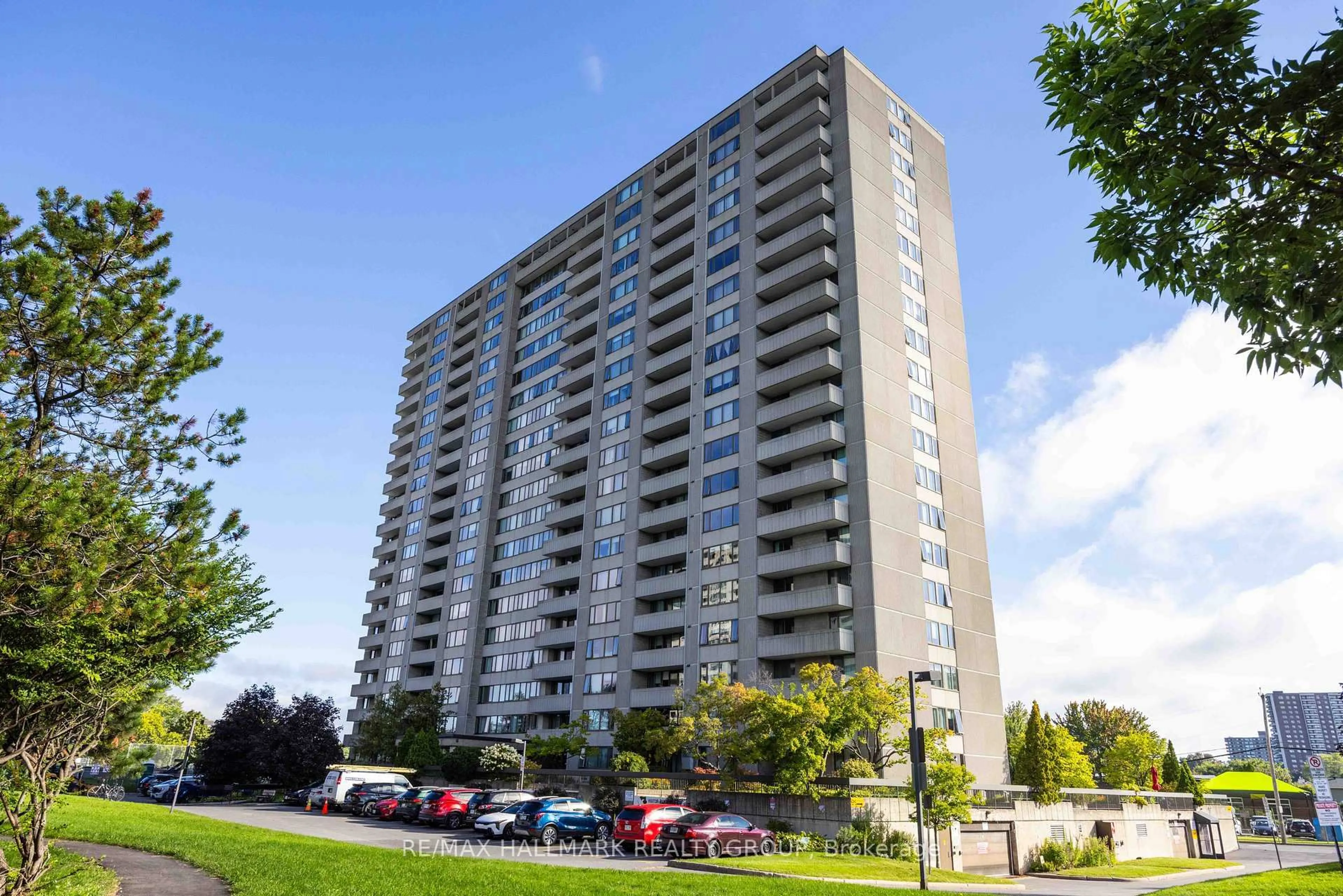 Unknown for 2625 Regina St #1706, Ottawa Ontario K2B 5W8