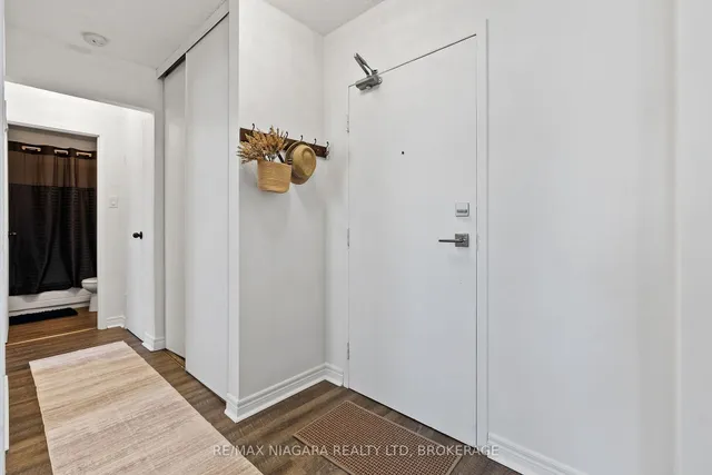 359 Geneva St #1002, St. Catharines 3