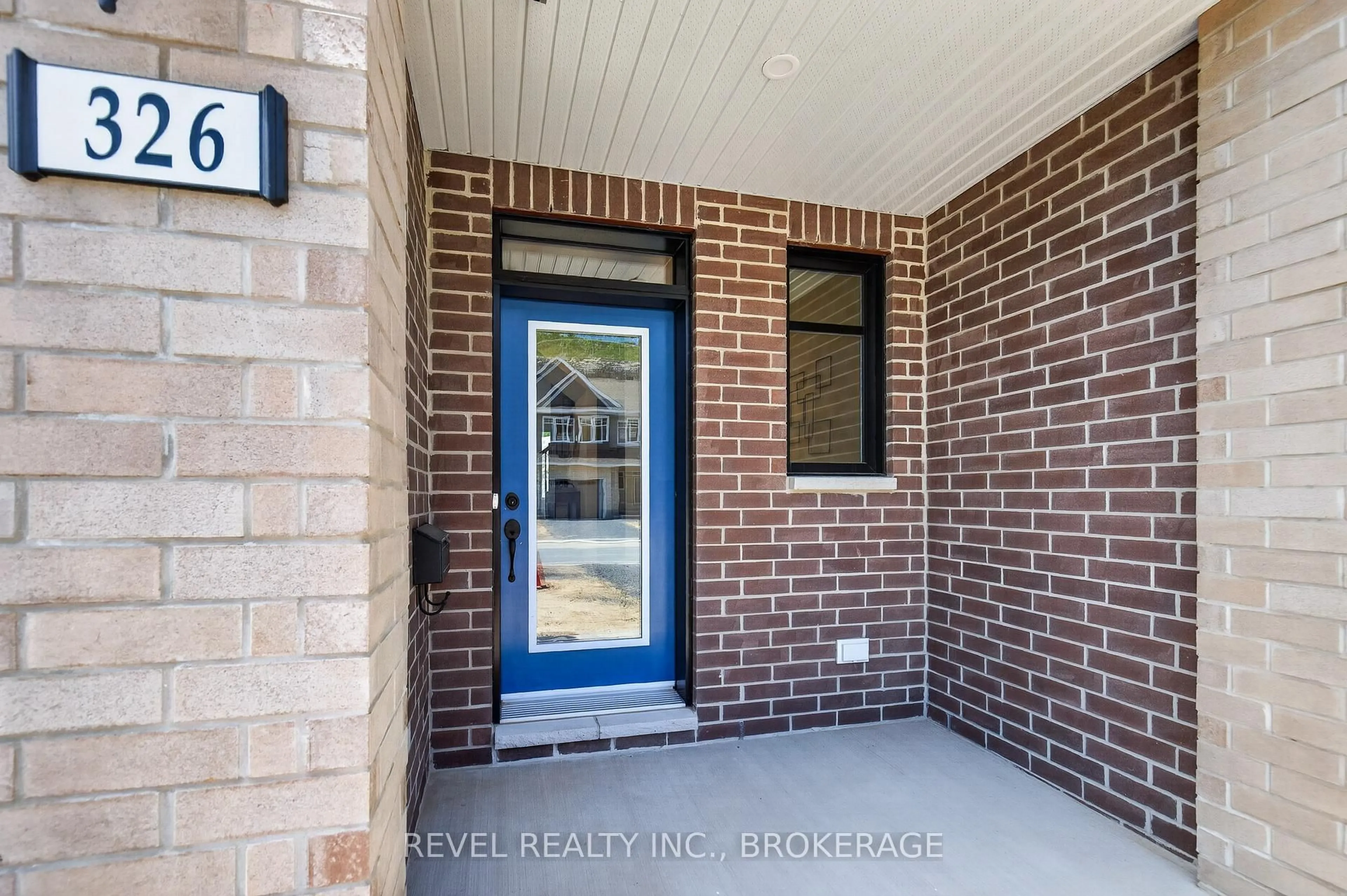 Indoor entryway for 326 Dockside Dr, Kingston Ontario K0K 0L6