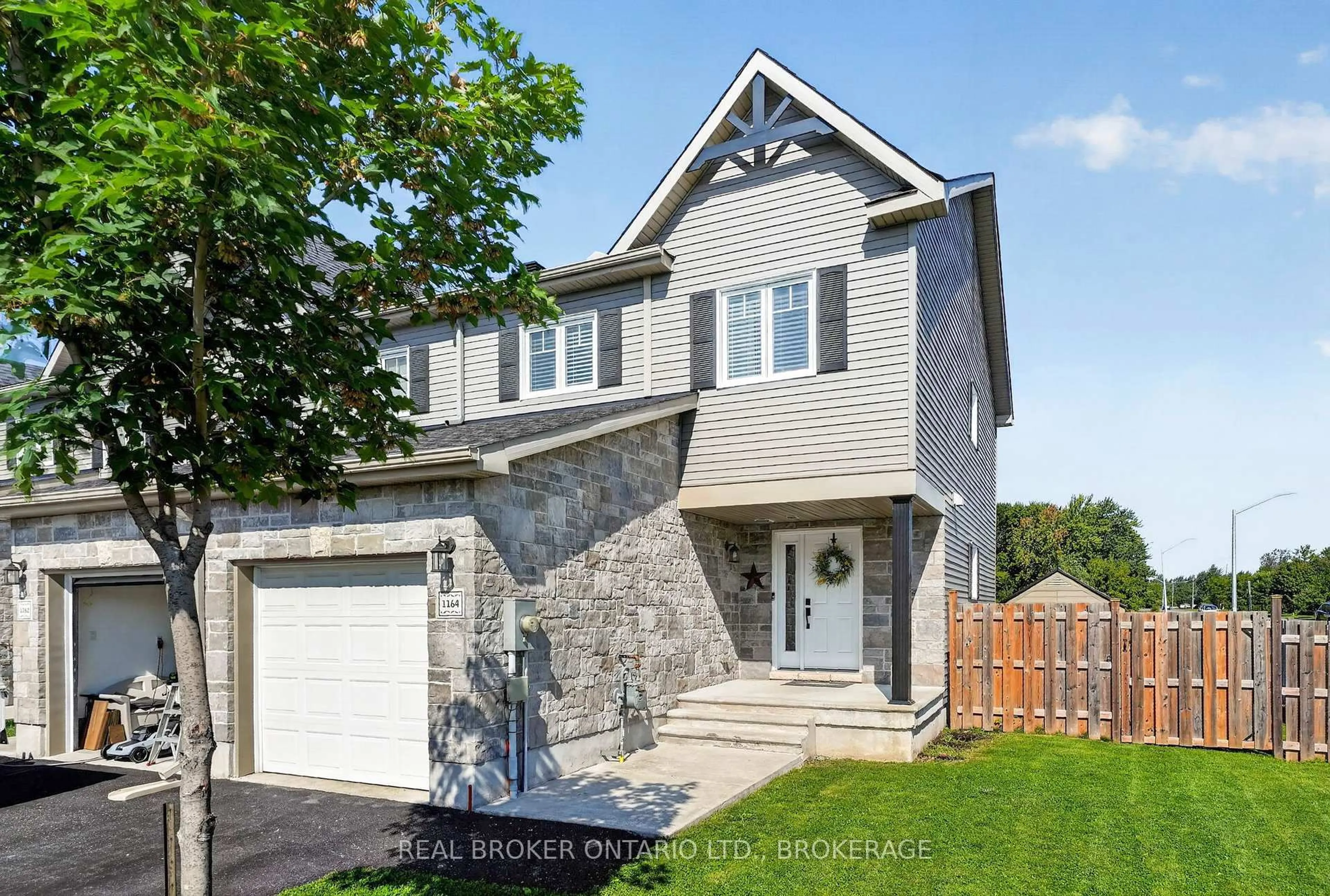 Unknown for 1164 Clement Crt, Cornwall Ontario K6H 4N1