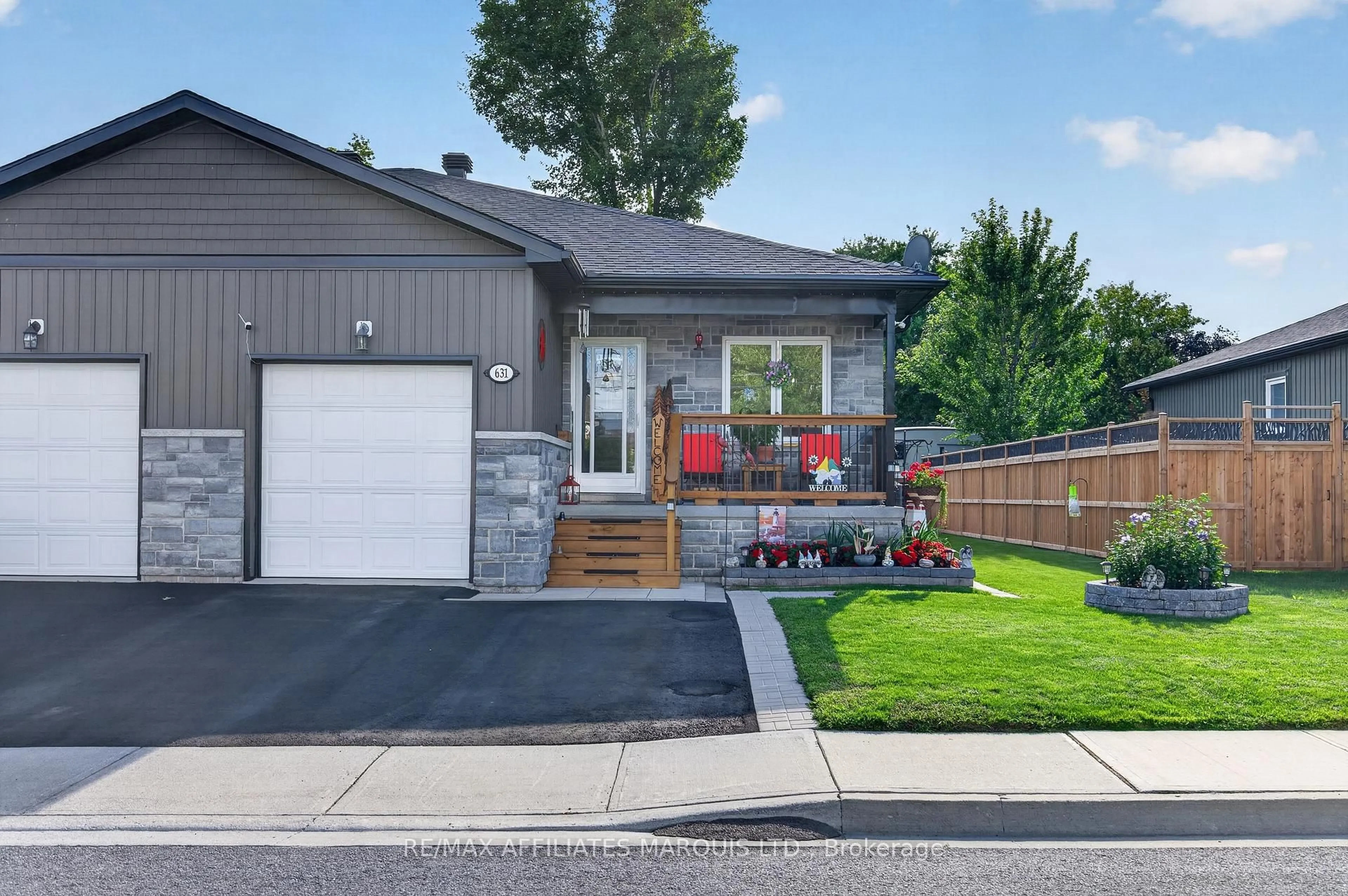 Home with brick exterior material, street for 631 St Lawrence St, Prescott Ontario K0E 1T0
