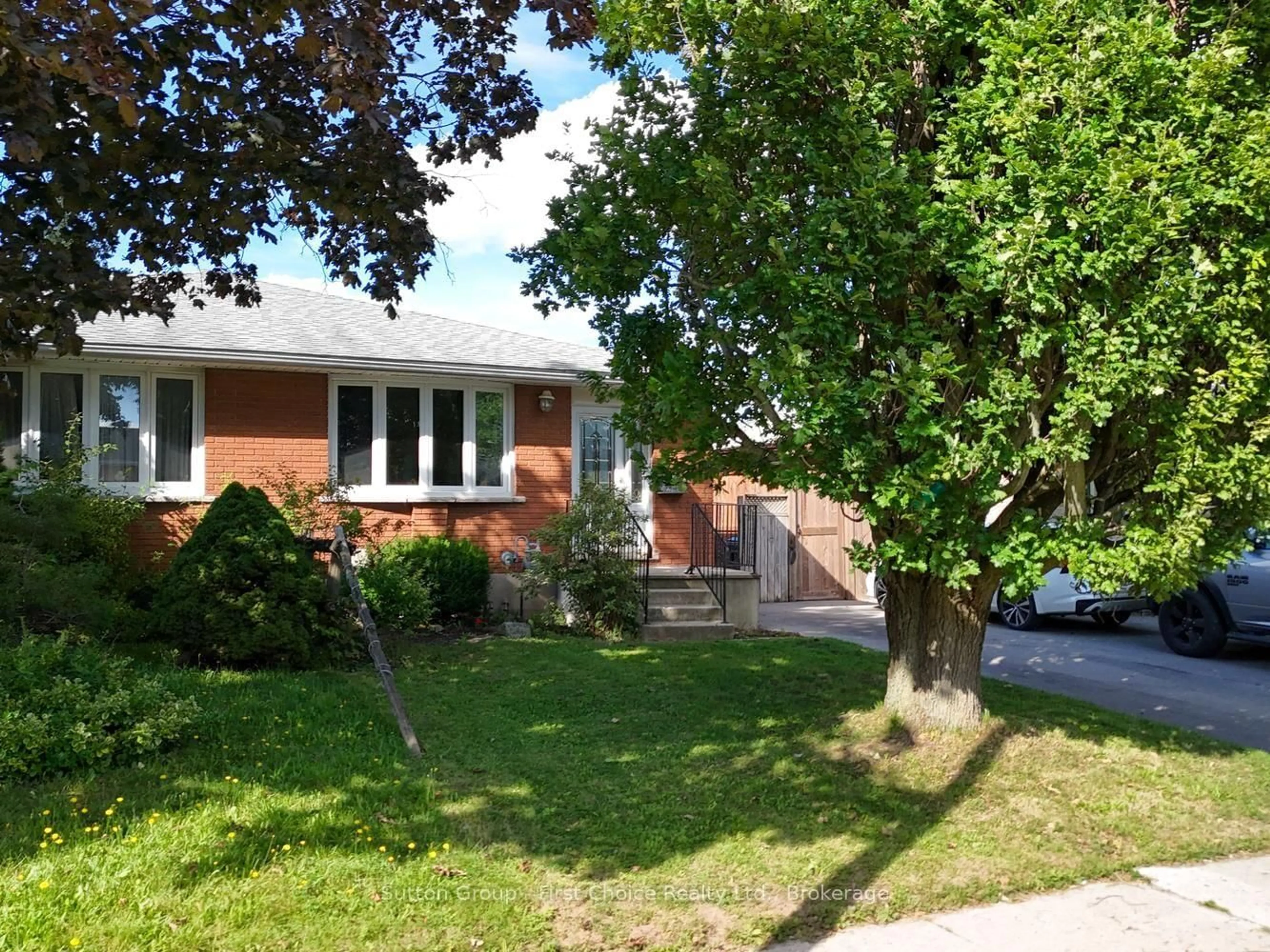 Home with brick exterior material, street for 380 Maple Ave, Stratford Ontario N5A 1V9
