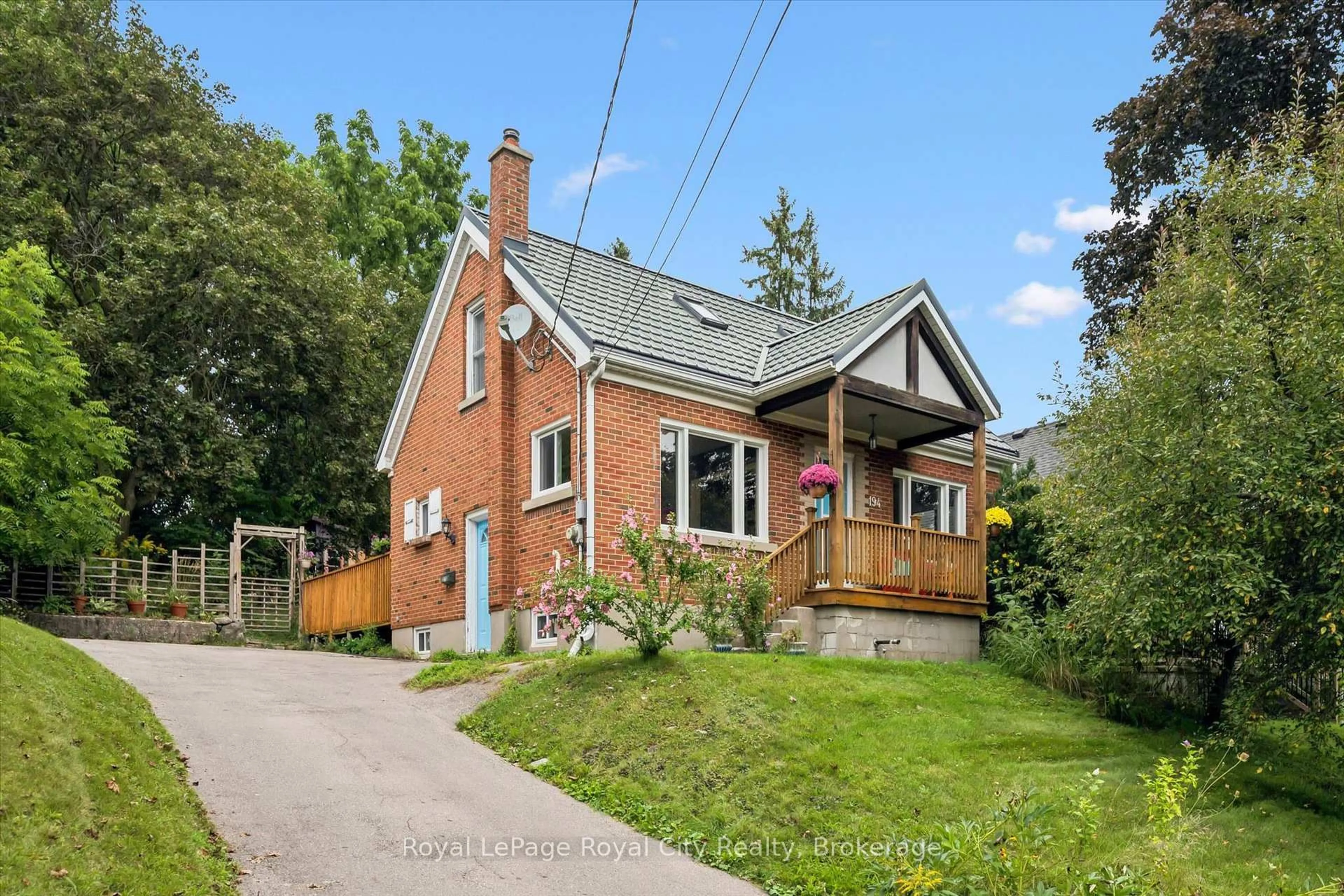 Home with brick exterior material, street for 194 Grove St, Guelph Ontario N1E 2W7