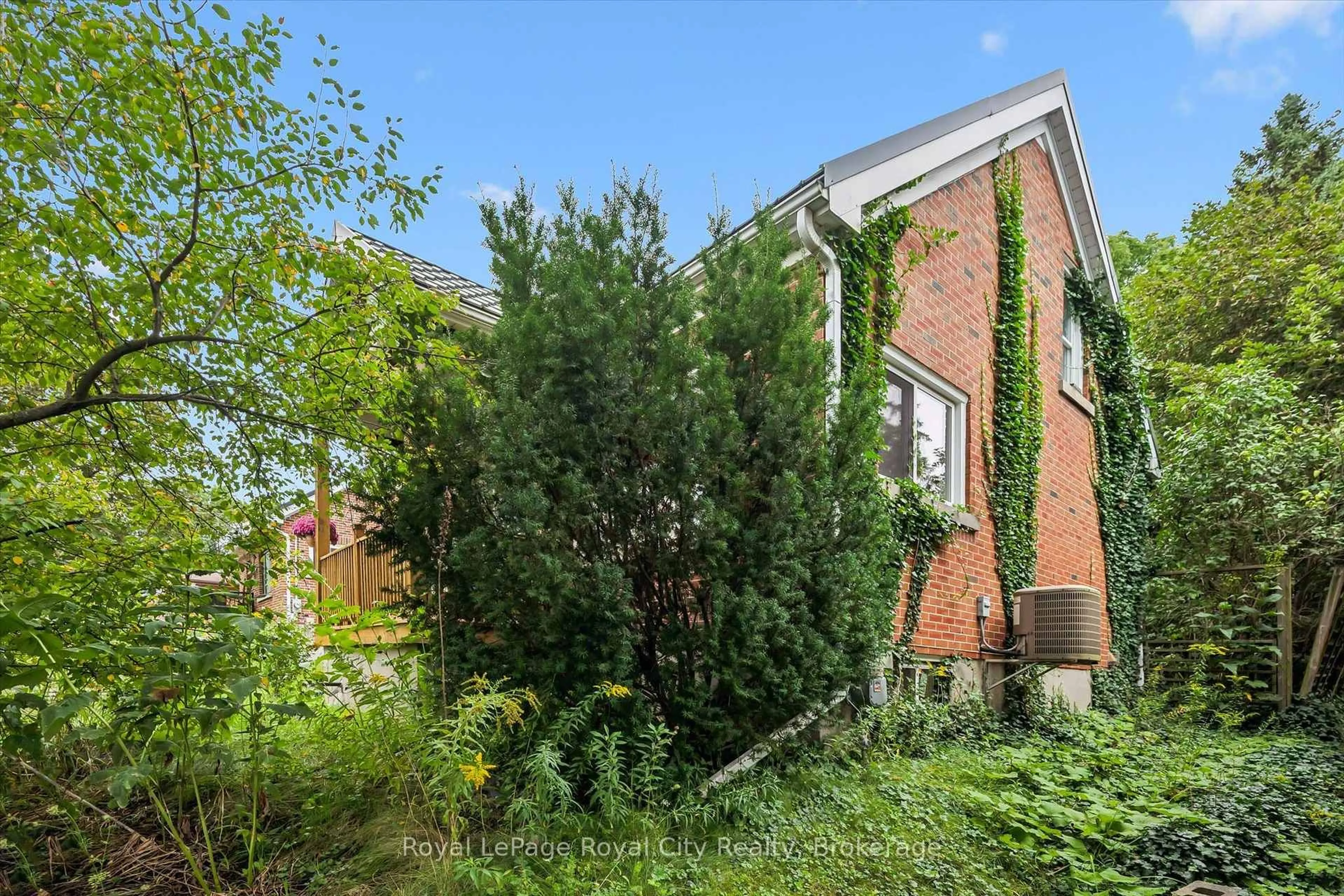 Home with brick exterior material, street for 194 Grove St, Guelph Ontario N1E 2W7