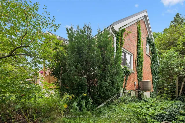 194 Grove St, Guelph 3
