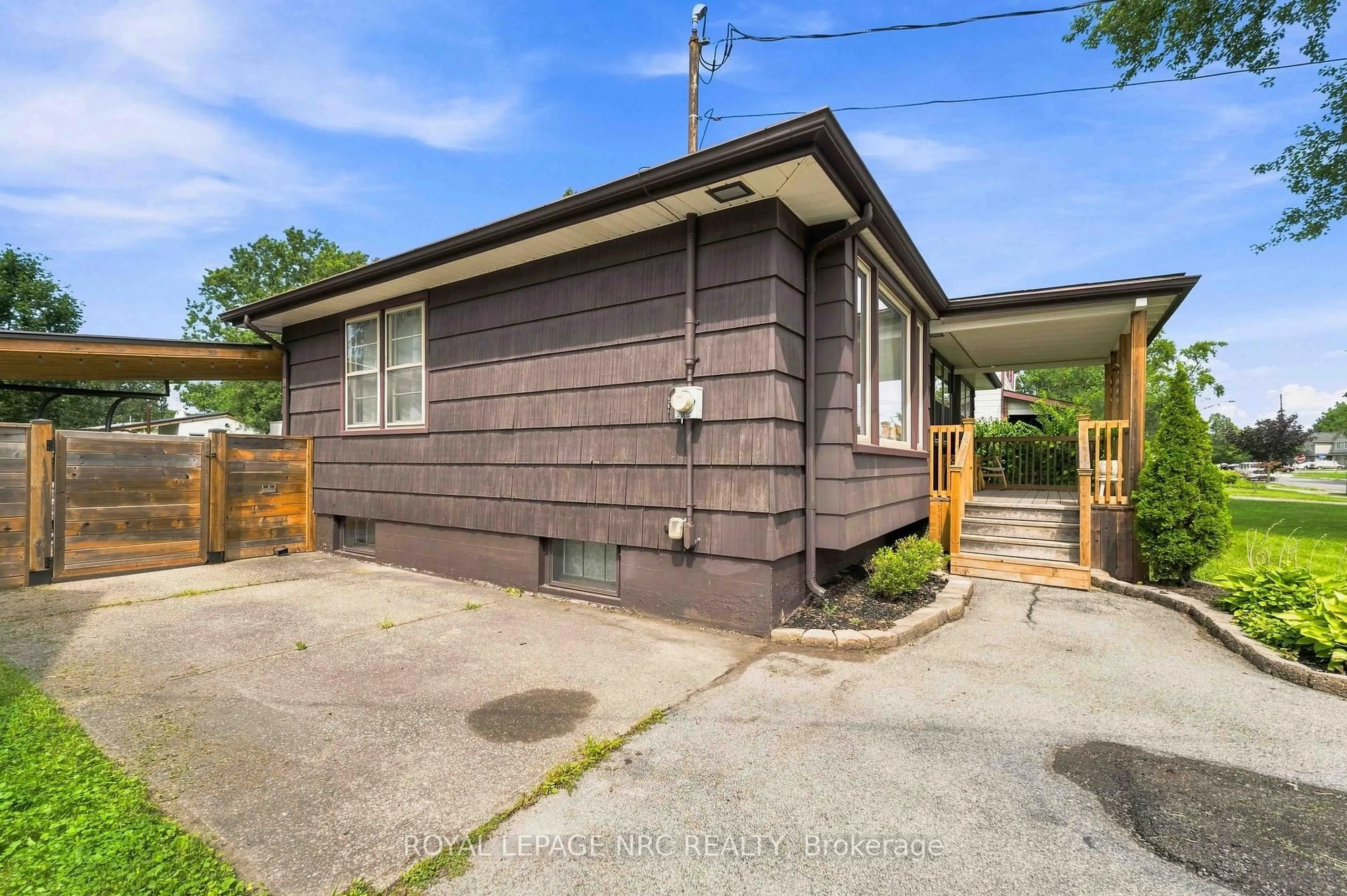 Unknown for 287 First Ave, Welland Ontario L3C 1Z1